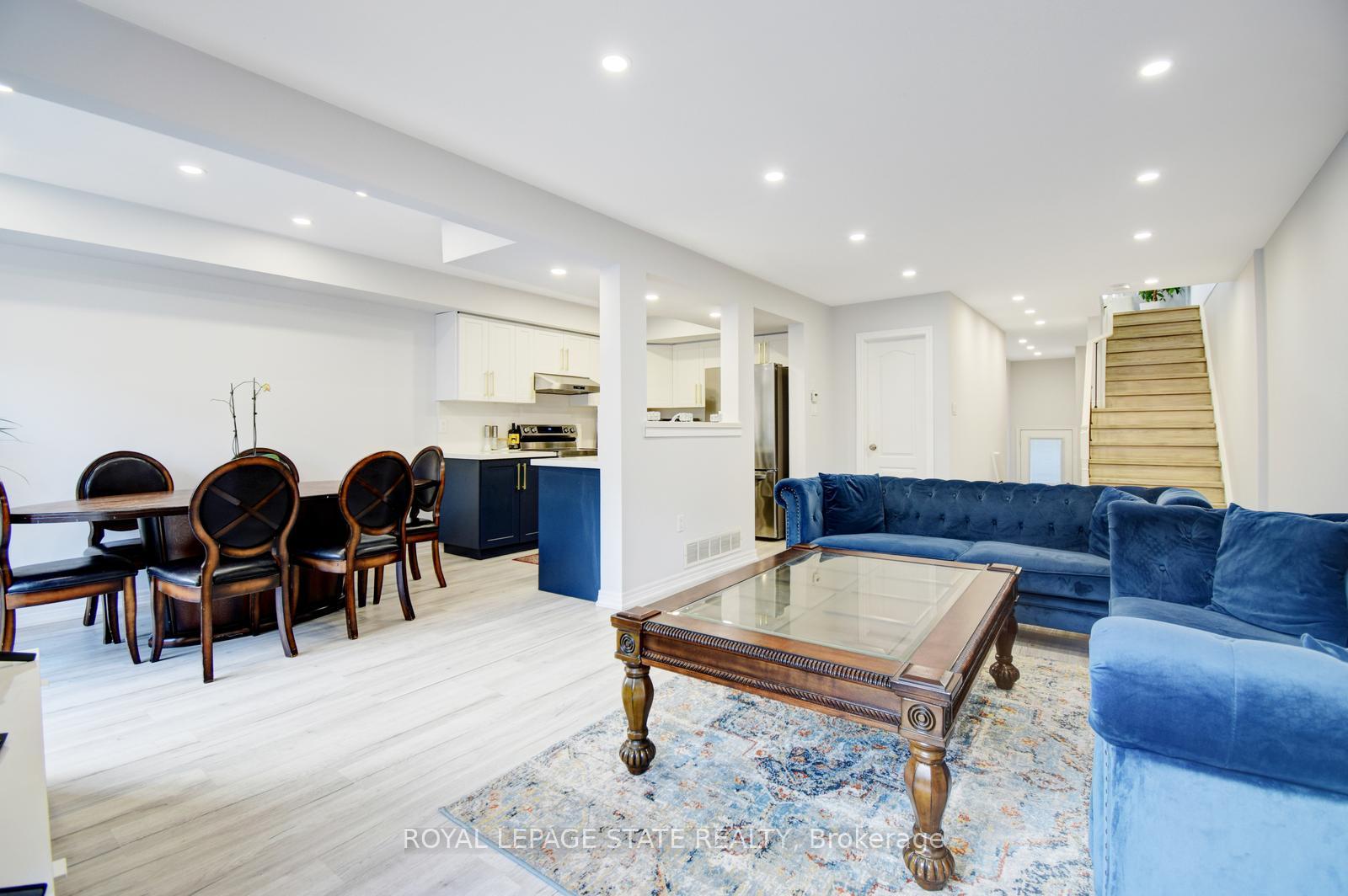 Photo 9 of 106 Whitefish Crescent, Hamilton, Lakeshore — HOMEH