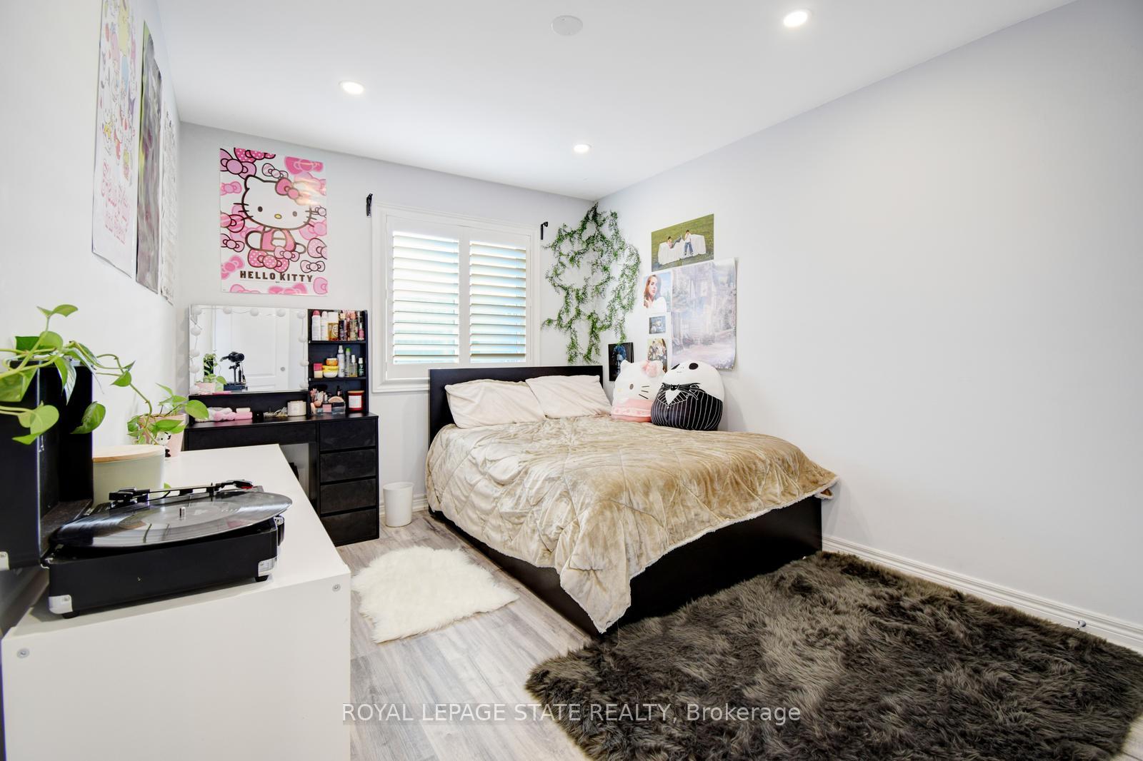 Photo 20 of 106 Whitefish Crescent, Hamilton, Lakeshore — HOMEH