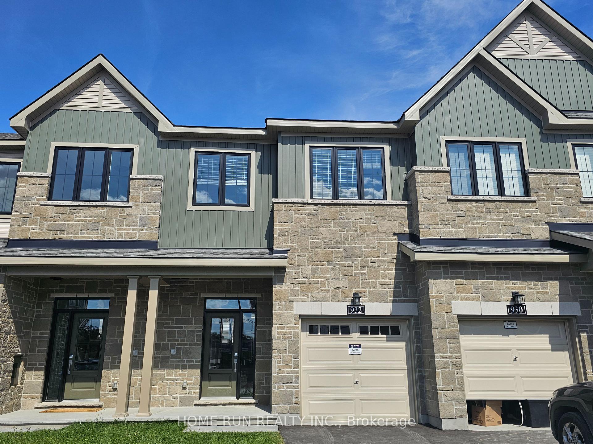Photo 1 of 932 Eileen Vollick Crescent, Ottawa, Kanata - Morgan's Grant/South March — HOMEH