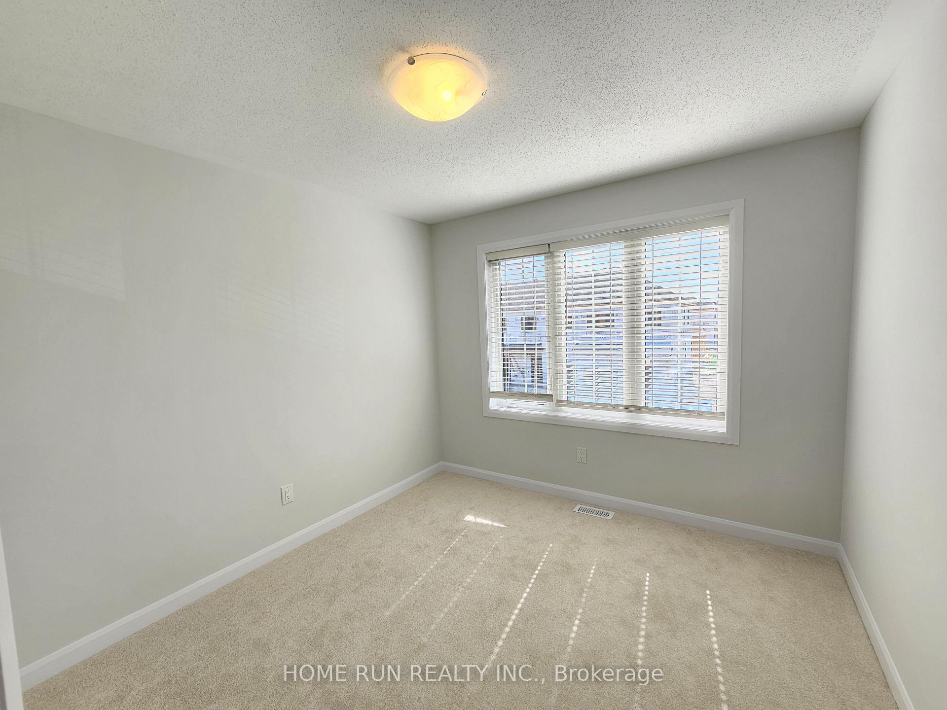 Photo 16 of 932 Eileen Vollick Crescent, Ottawa, Kanata - Morgan's Grant/South March — HOMEH