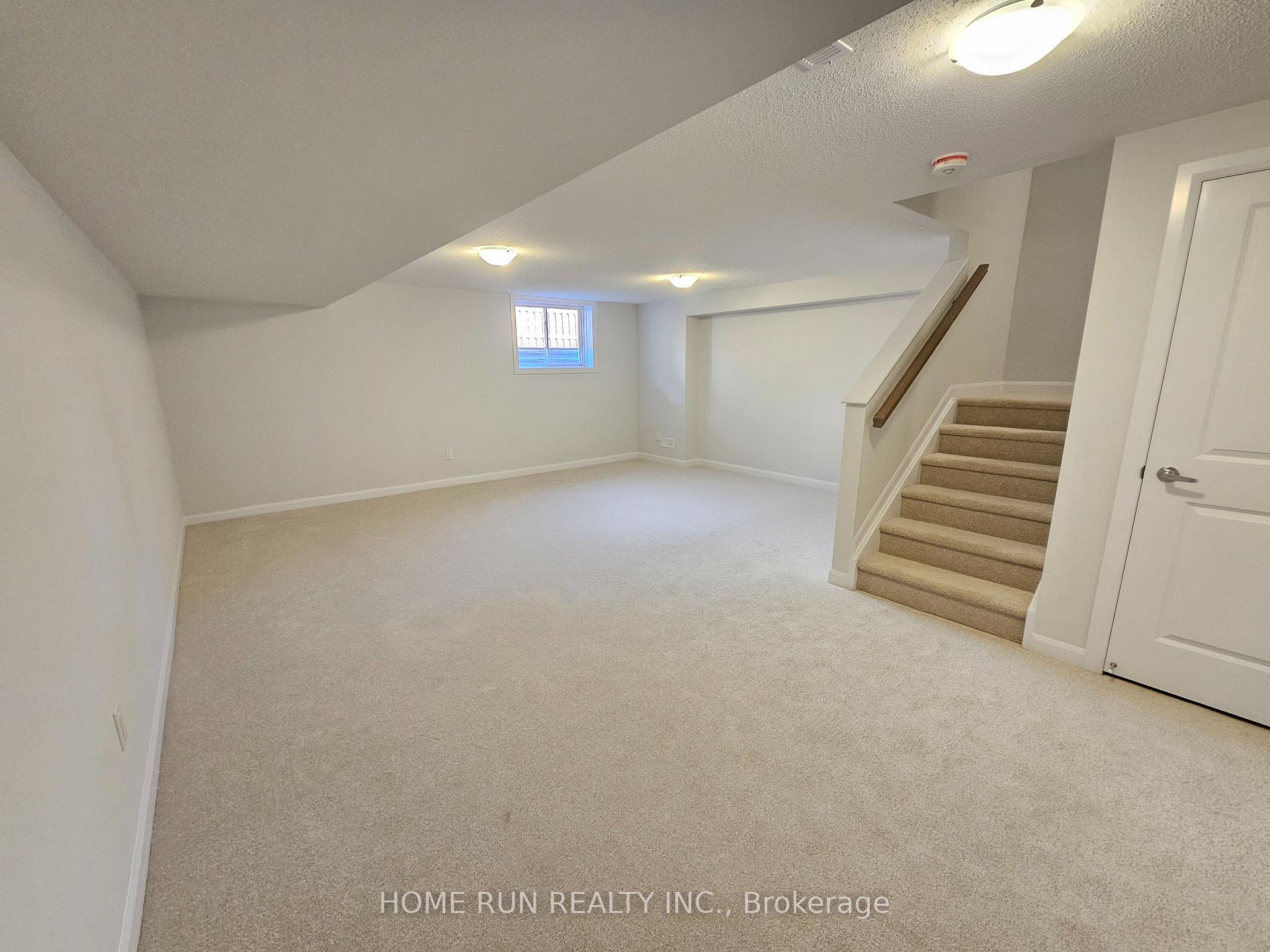 Photo 15 of 932 Eileen Vollick Crescent, Ottawa, Kanata - Morgan's Grant/South March — HOMEH