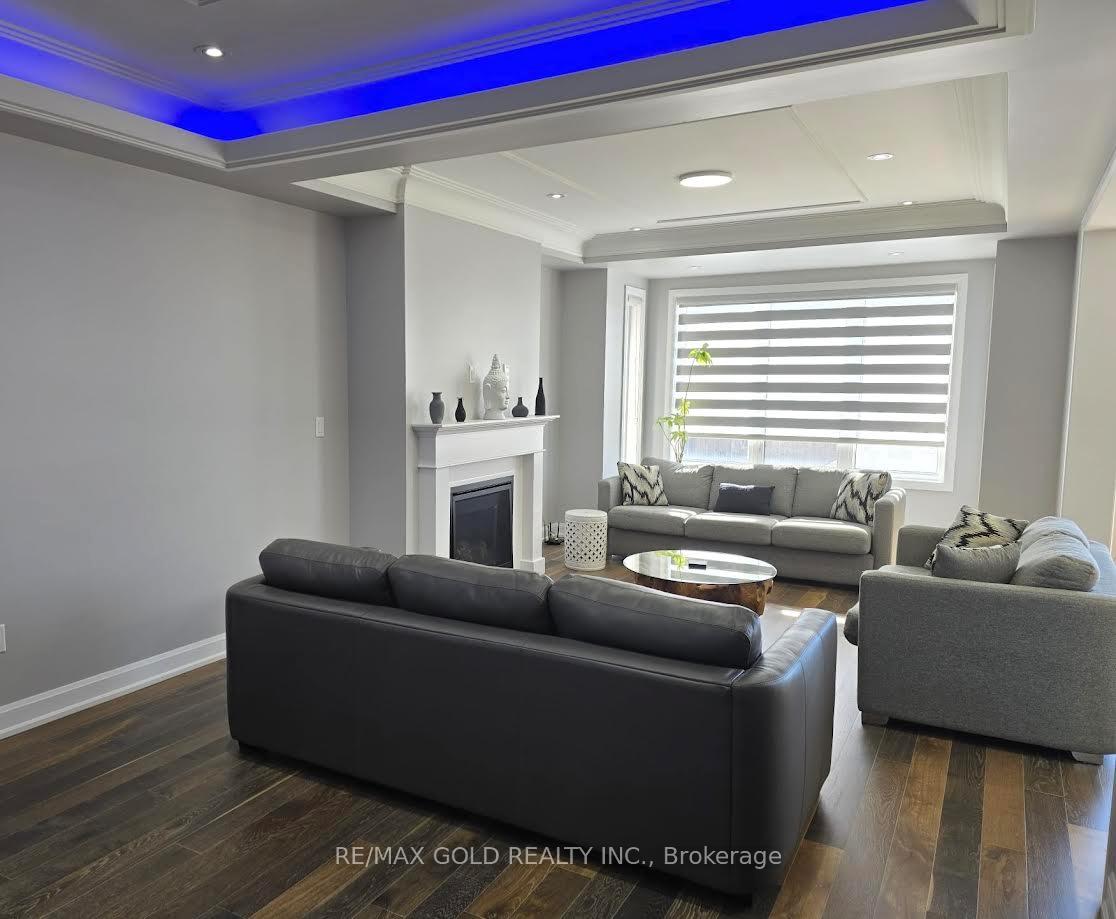 Photo 9 of 146 Threshing Mill Boulevard NW, Oakville, Glenorchy — HOMEH