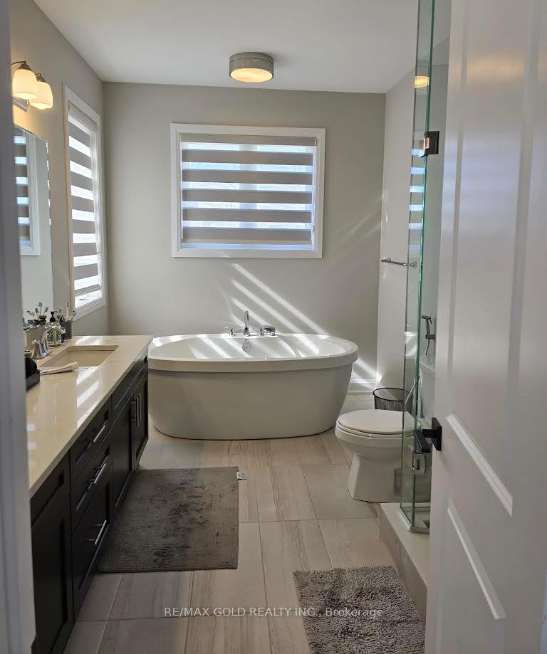 Photo 8 of 146 Threshing Mill Boulevard NW, Oakville, Glenorchy — HOMEH