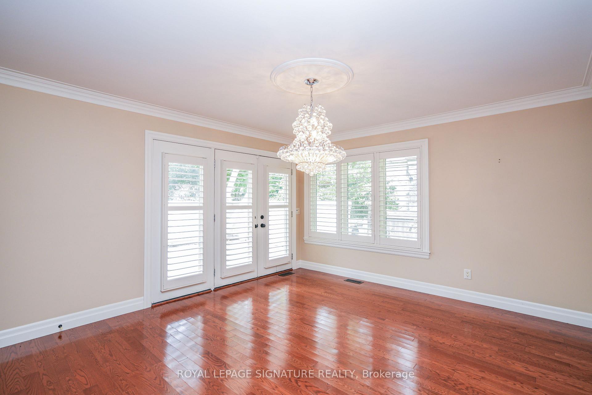 Photo 8 of 169 Maple Grove Drive, Oakville, Ford — HOMEH