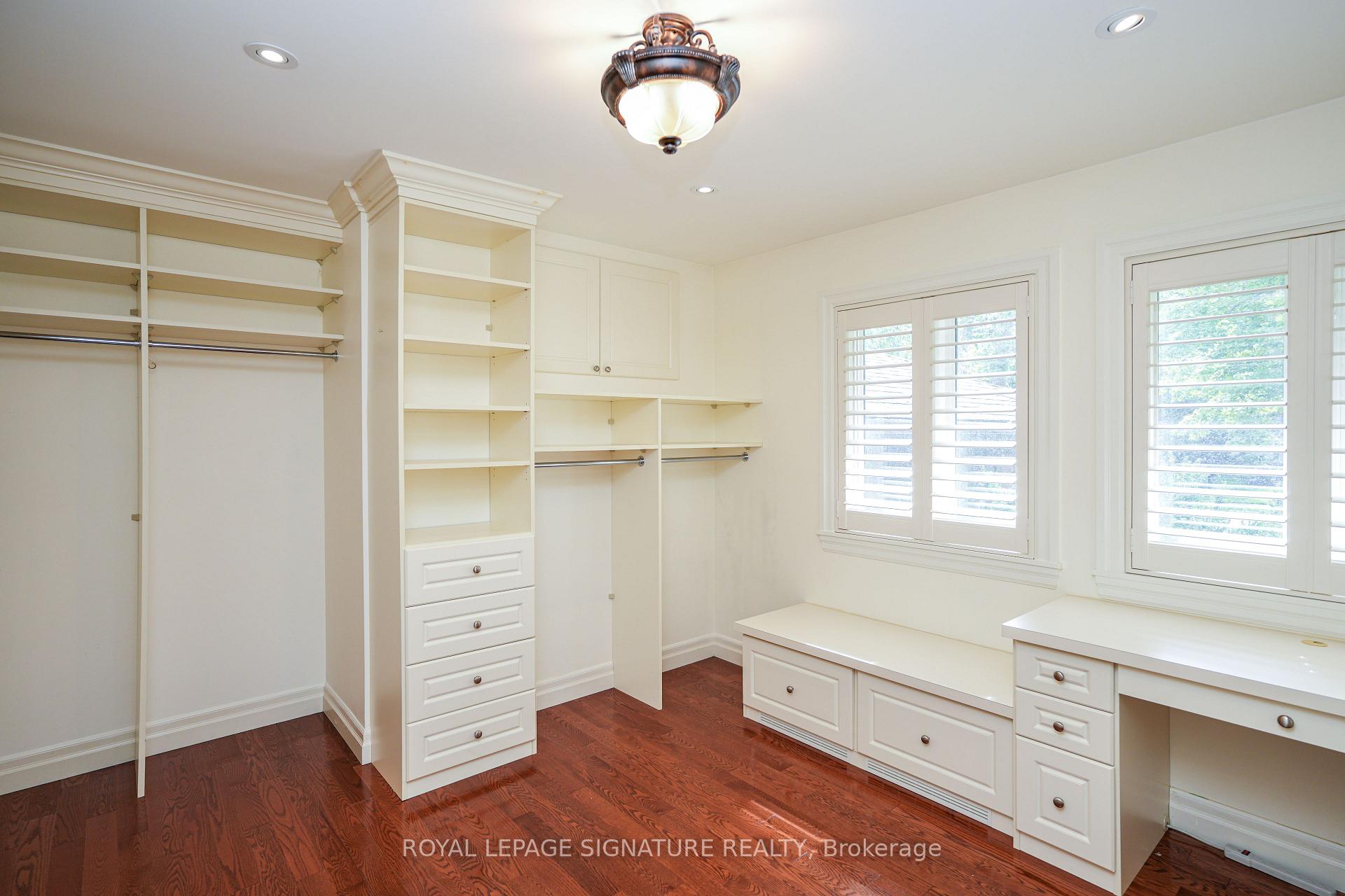 Photo 39 of 169 Maple Grove Drive, Oakville, Ford — HOMEH
