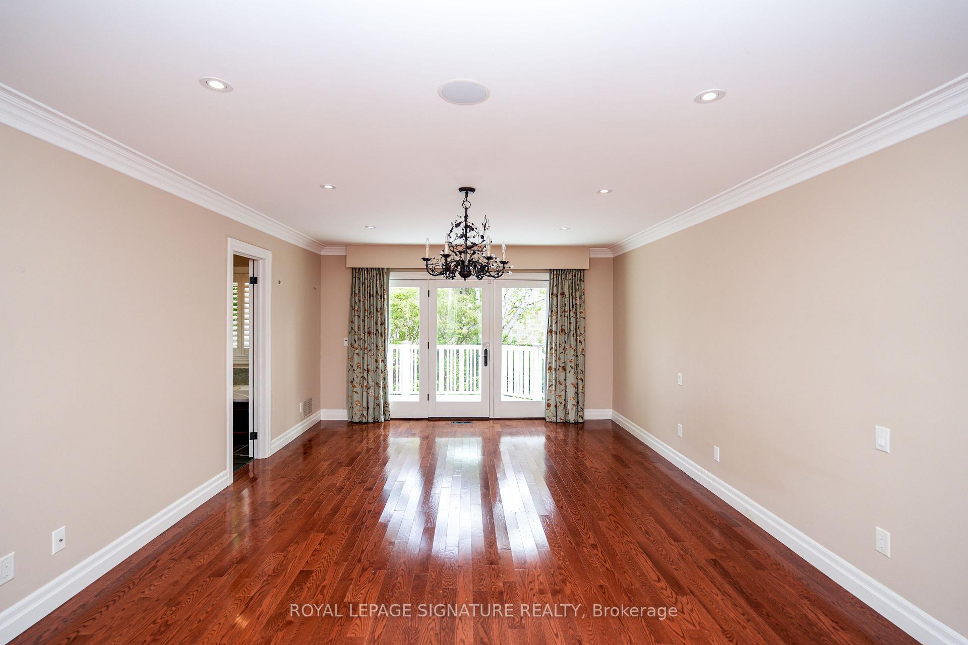 Photo 38 of 169 Maple Grove Drive, Oakville, Ford — HOMEH