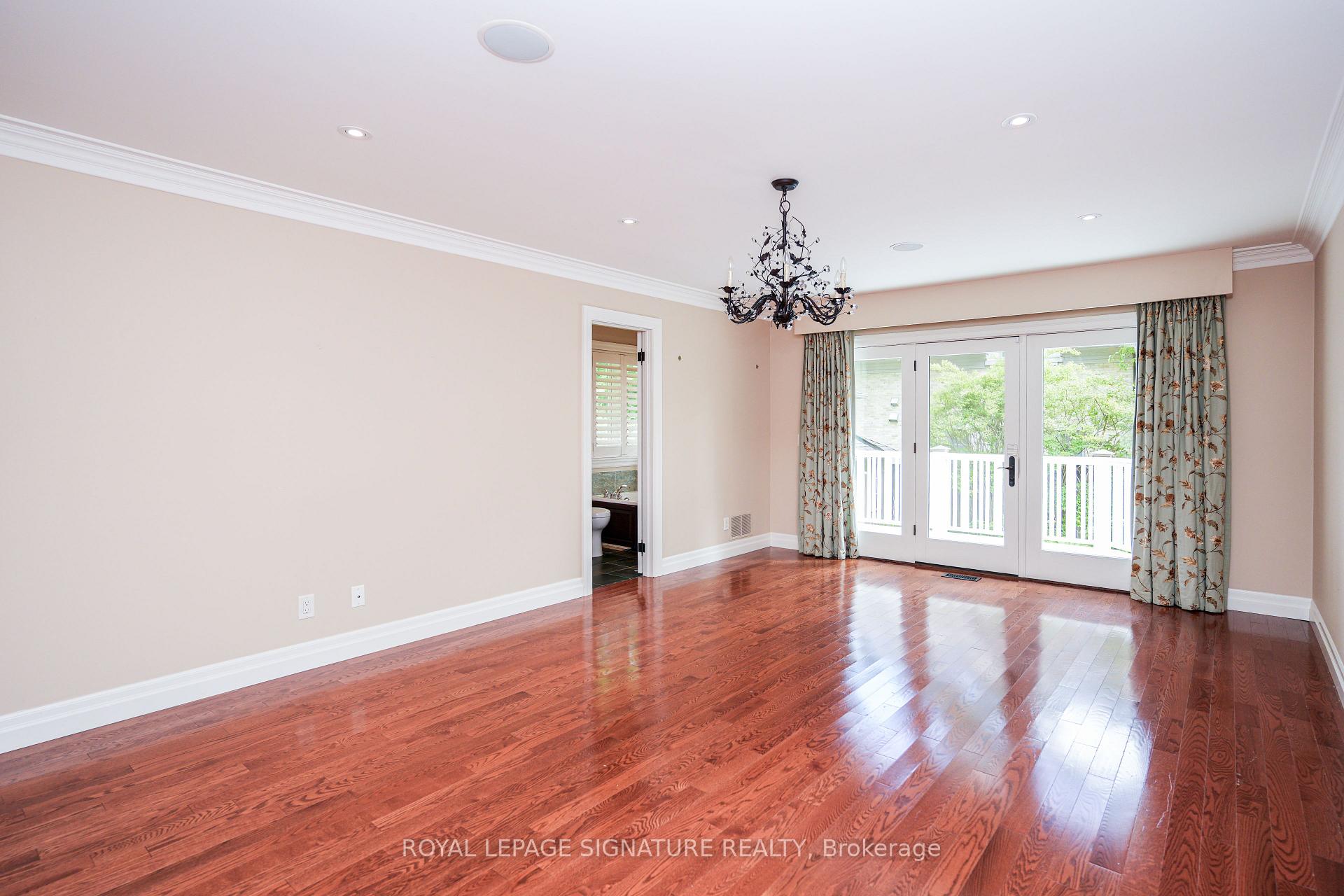 Photo 21 of 169 Maple Grove Drive, Oakville, Ford — HOMEH