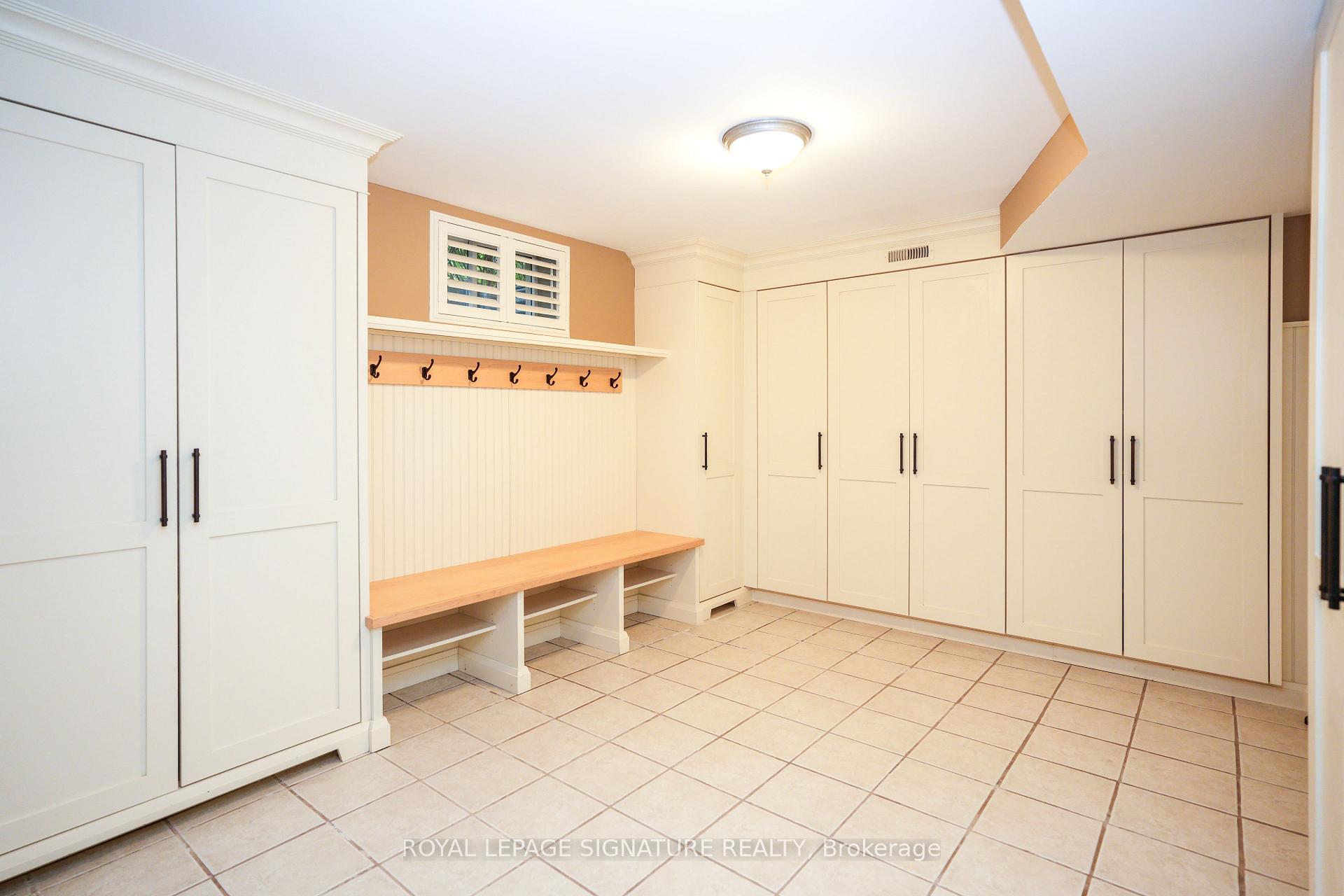 Photo 40 of 169 Maple Grove Drive, Oakville, Ford — HOMEH