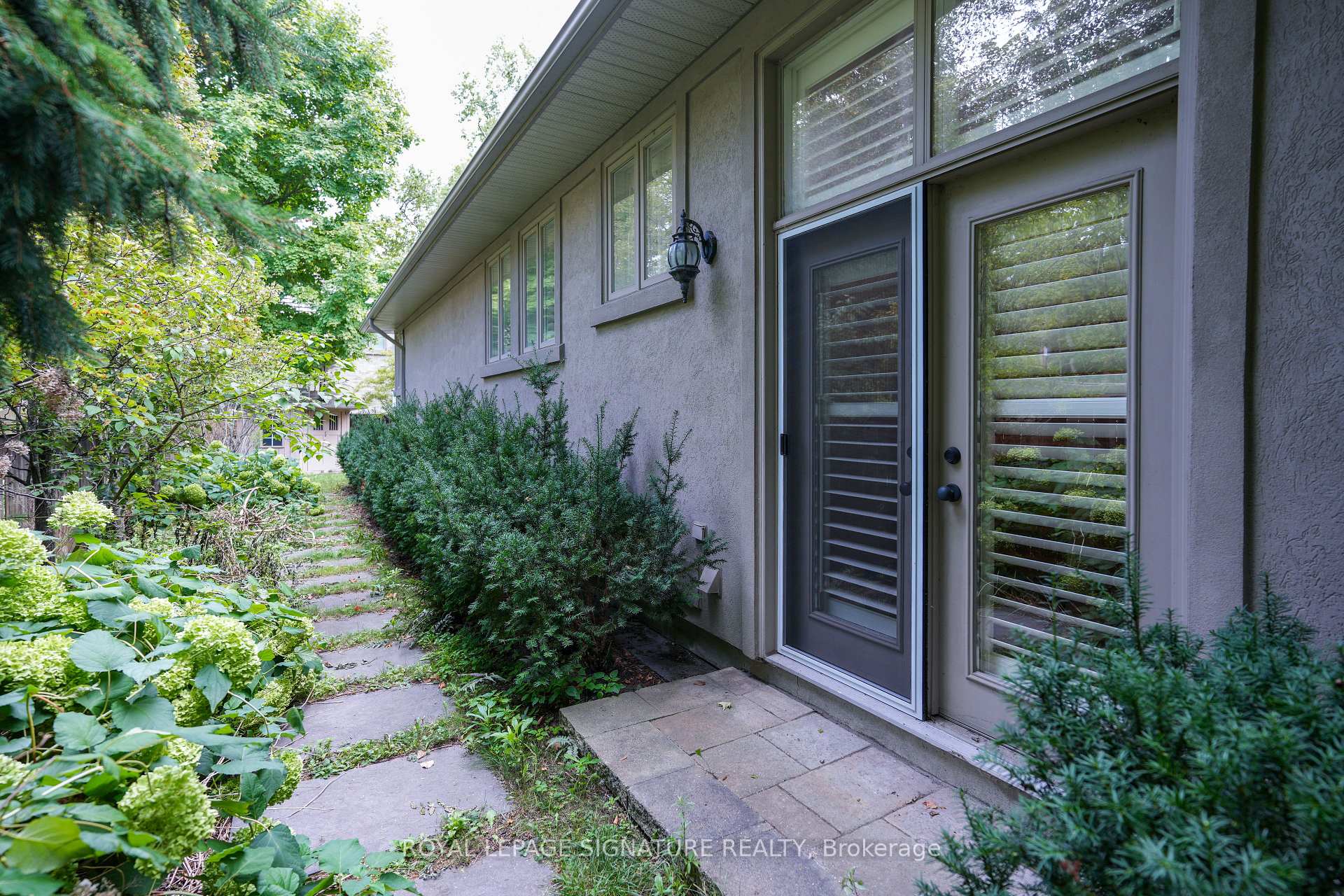 Photo 44 of 169 Maple Grove Drive, Oakville, Ford — HOMEH