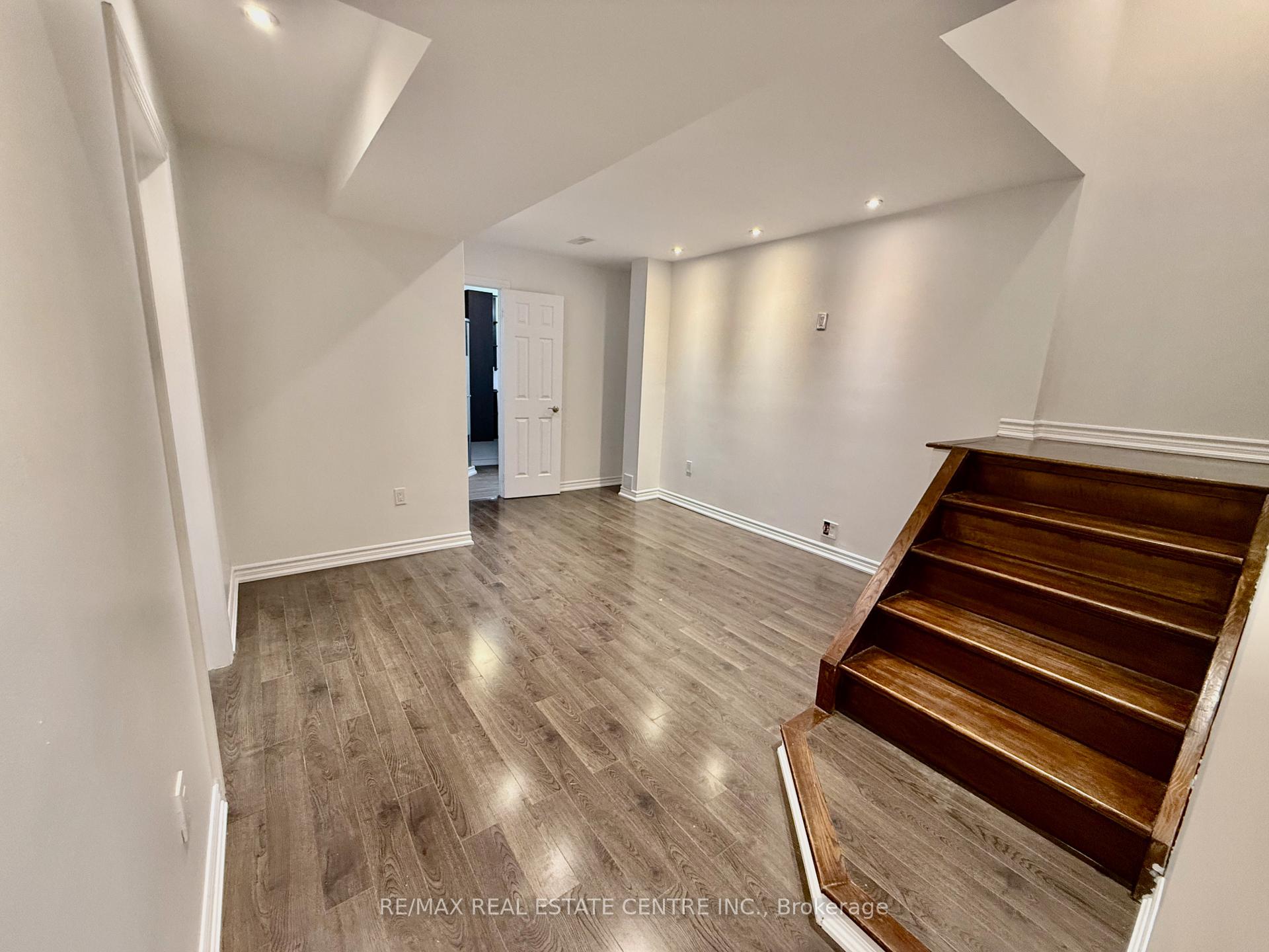 Photo 16 of 86 Snowberry Crescent, Halton Hills, Georgetown — HOMEH
