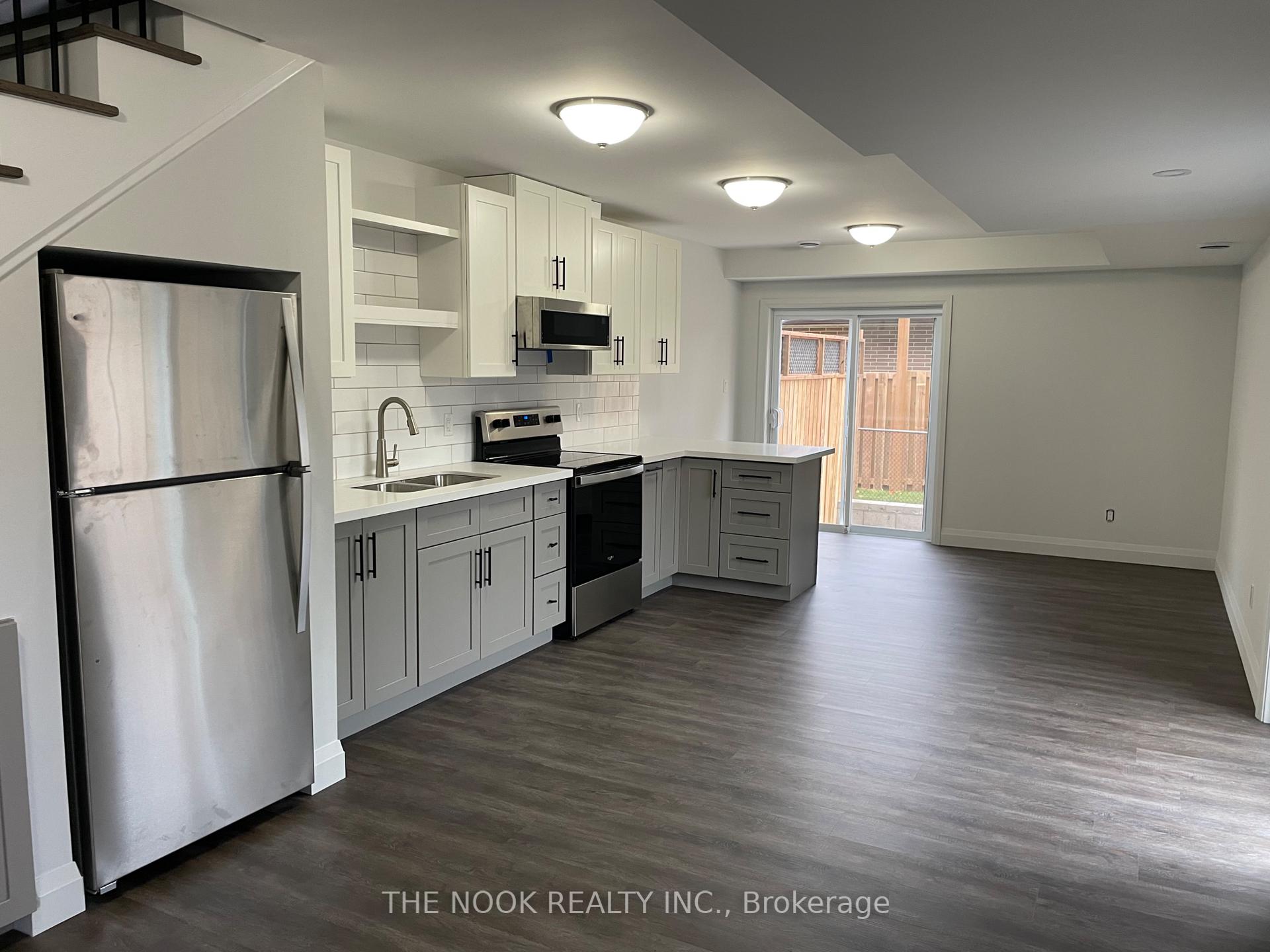 Photo 3 of Unit 3, 279 Humber Avenue, Oshawa, McLaughlin — HOMEH