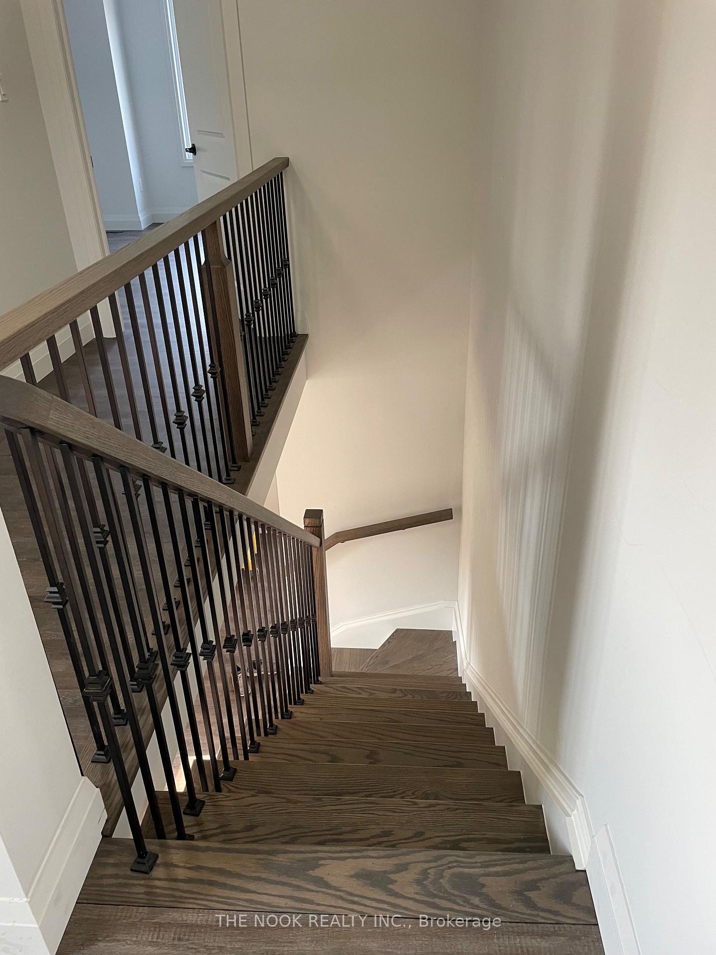 Photo 13 of Unit 3, 279 Humber Avenue, Oshawa, McLaughlin — HOMEH