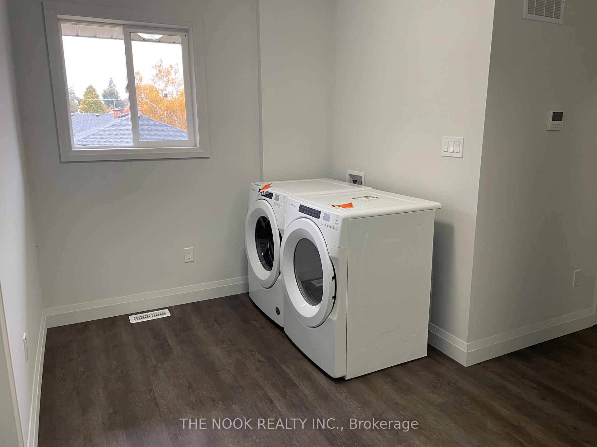 Photo 6 of Unit 3, 279 Humber Avenue, Oshawa, McLaughlin — HOMEH