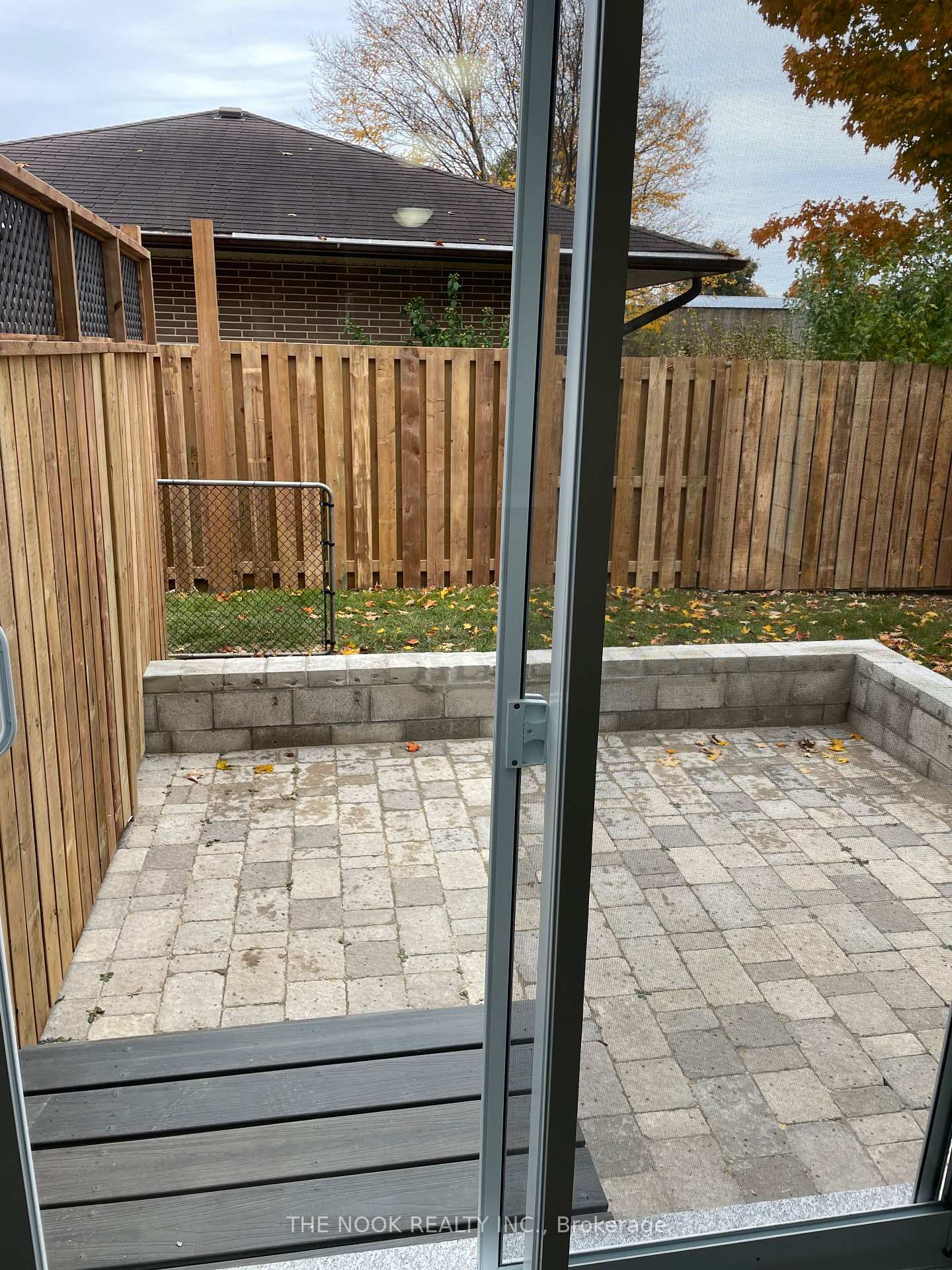 Photo 14 of Unit 3, 279 Humber Avenue, Oshawa, McLaughlin — HOMEH