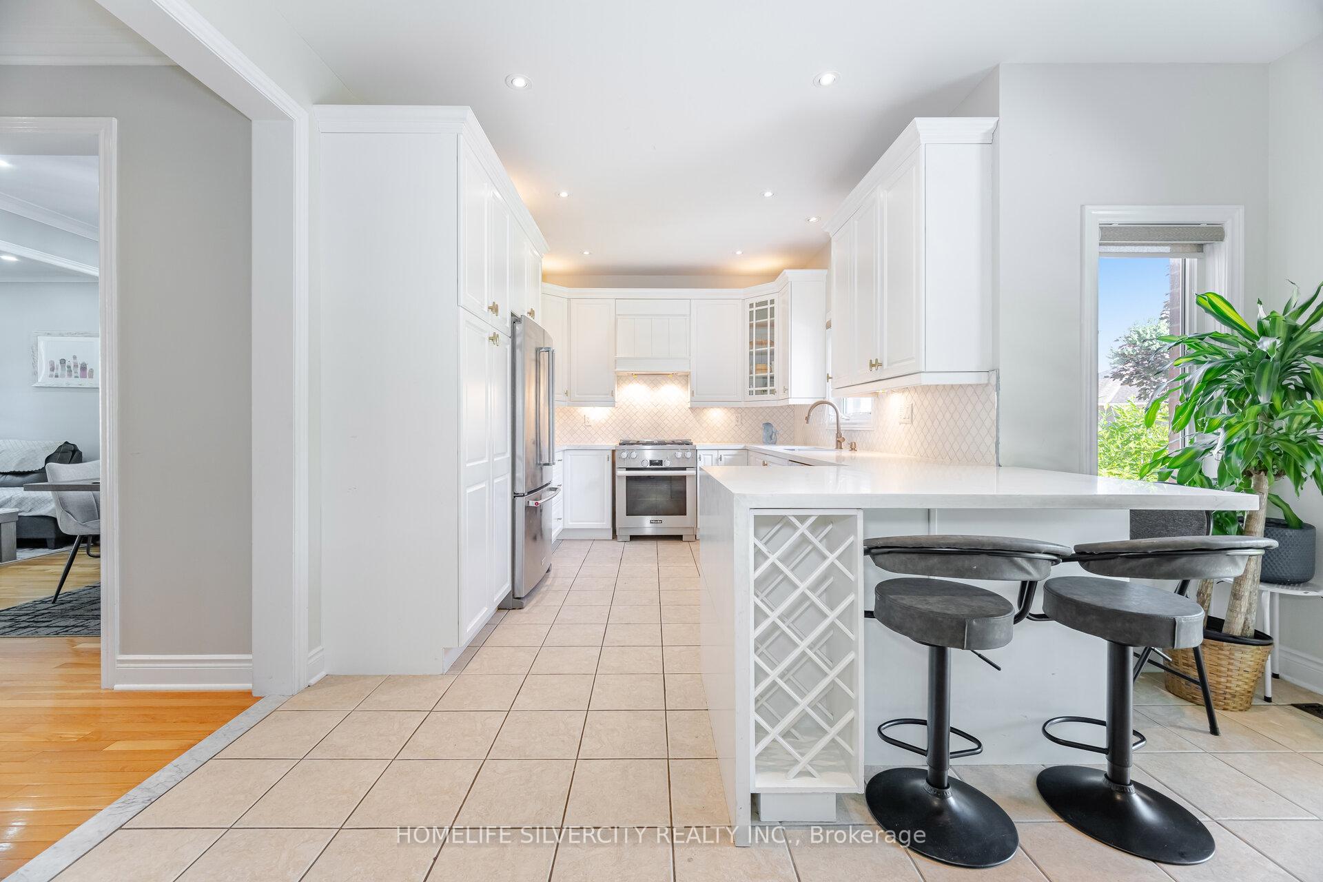 Photo 23 of 11 Fontainebleu UPPER Road, Brampton, Vales of Castlemore North — HOMEH
