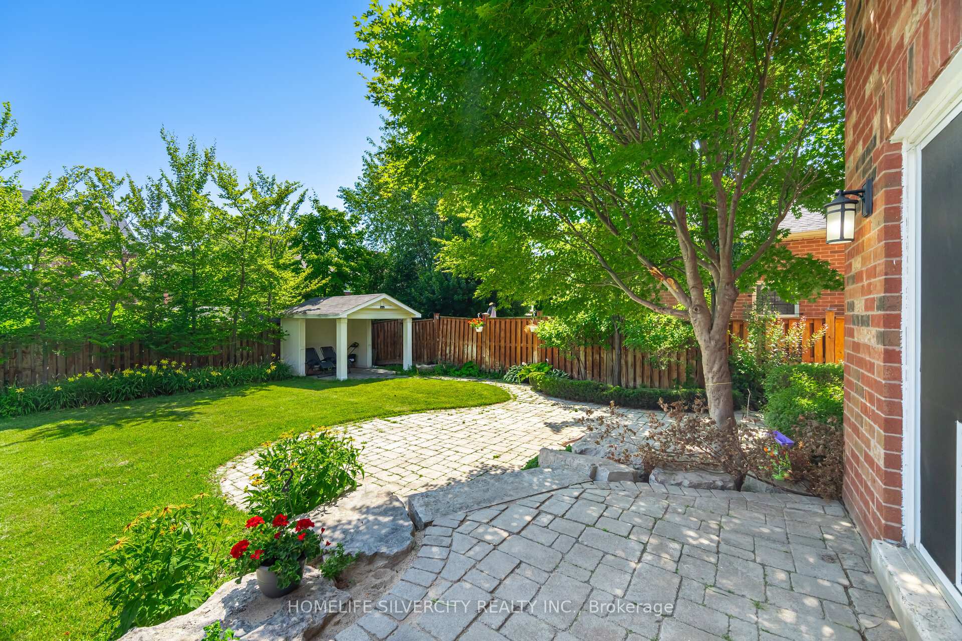 Photo 27 of 11 Fontainebleu UPPER Road, Brampton, Vales of Castlemore North — HOMEH