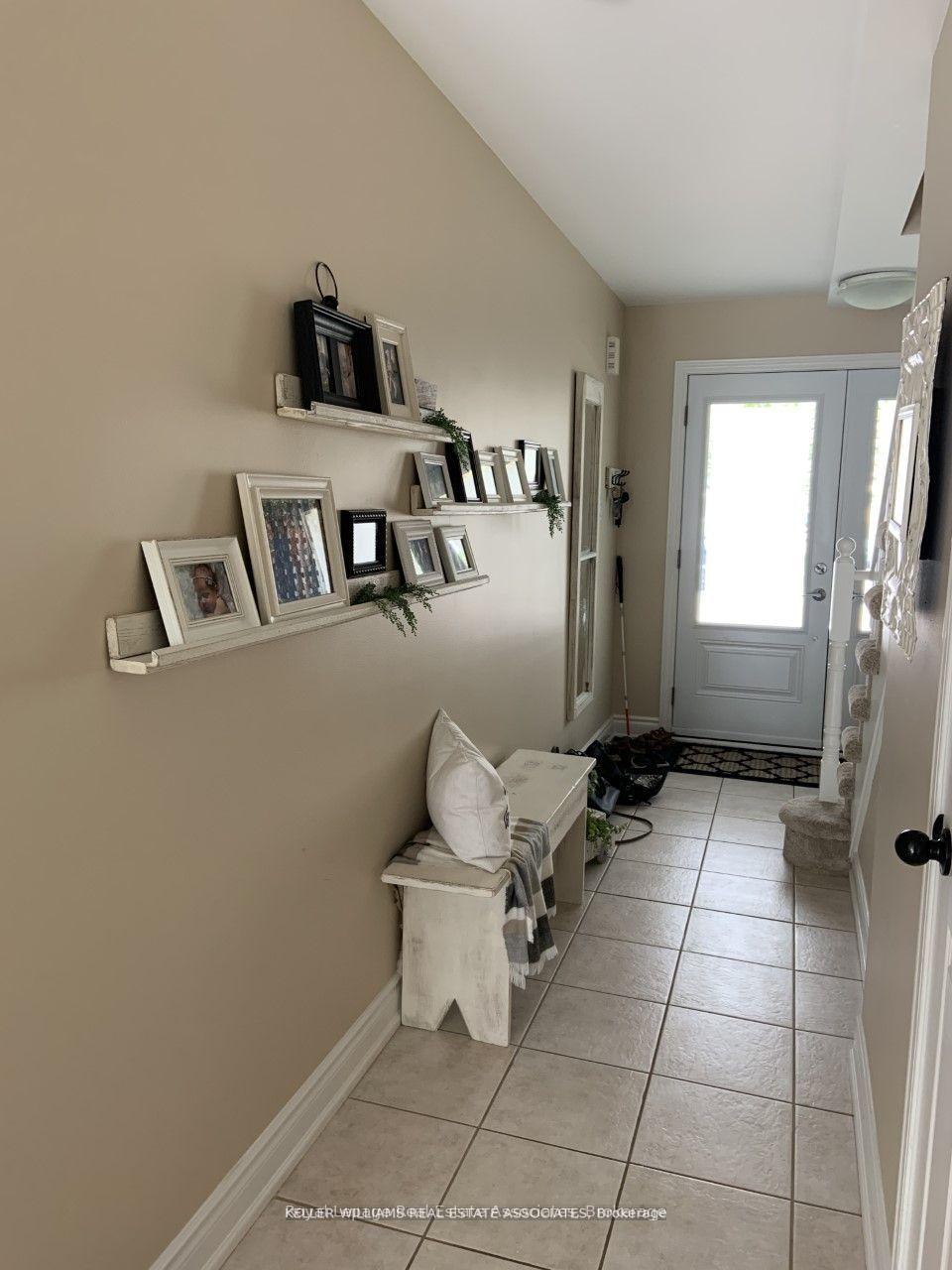 Photo 2 of 10 Bradley Drive, Halton Hills, Georgetown — HOMEH