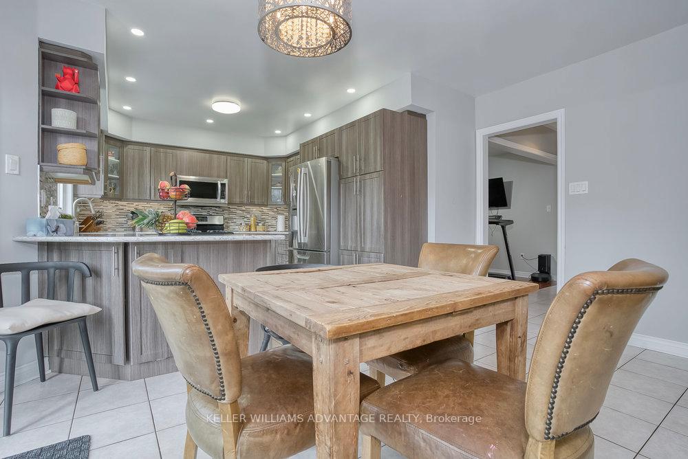 Photo 11 of Unit Upper, 71 Song Bird Drive, Markham, Rouge Fairways — HOMEH