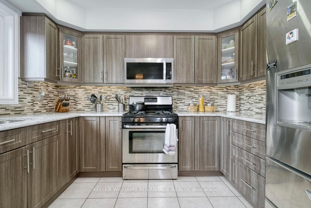 Photo 10 of Unit Upper, 71 Song Bird Drive, Markham, Rouge Fairways — HOMEH