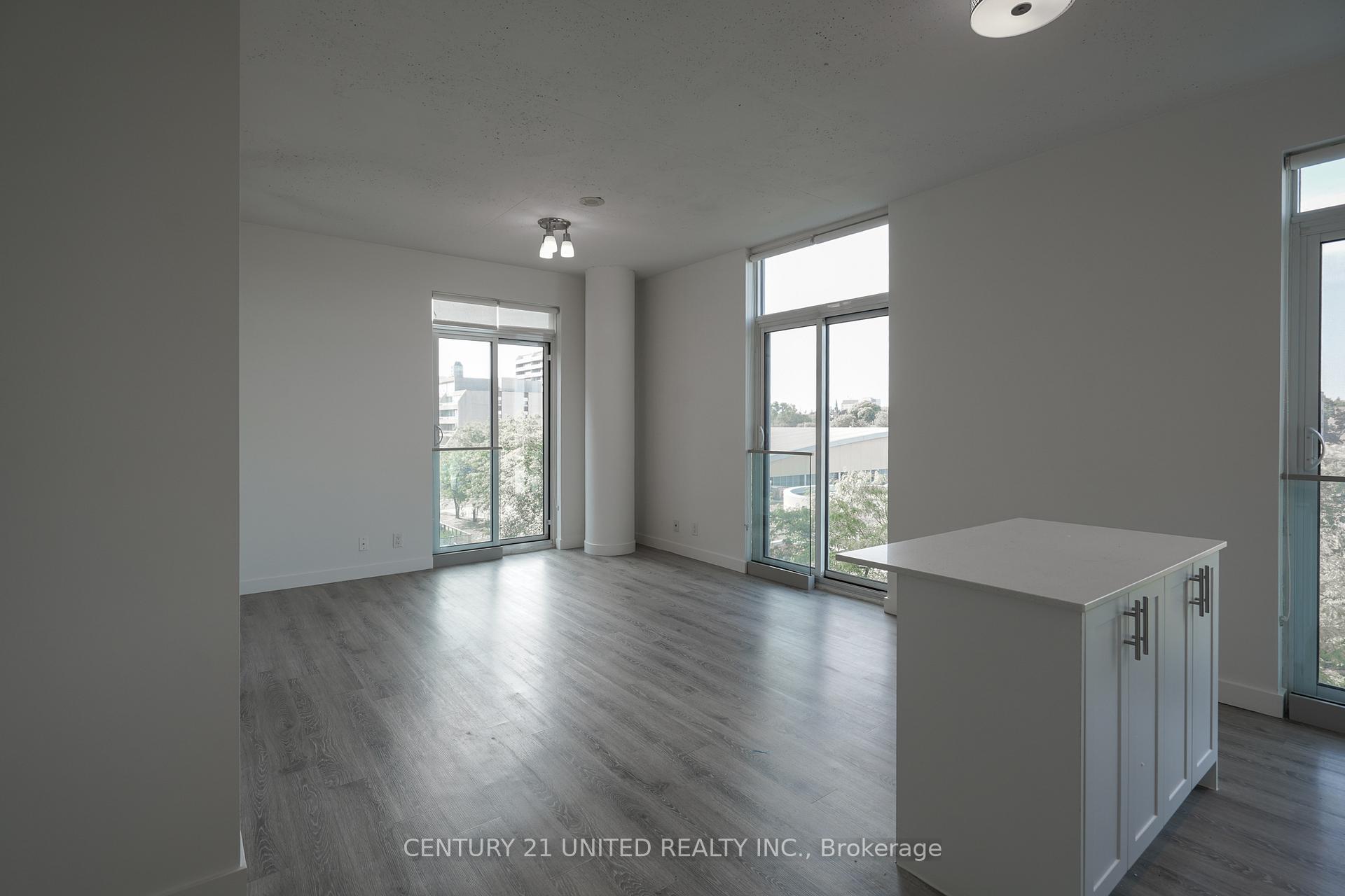 Photo 9 of Unit 405, 100 Bond Street E, Oshawa, Central — HOMEH