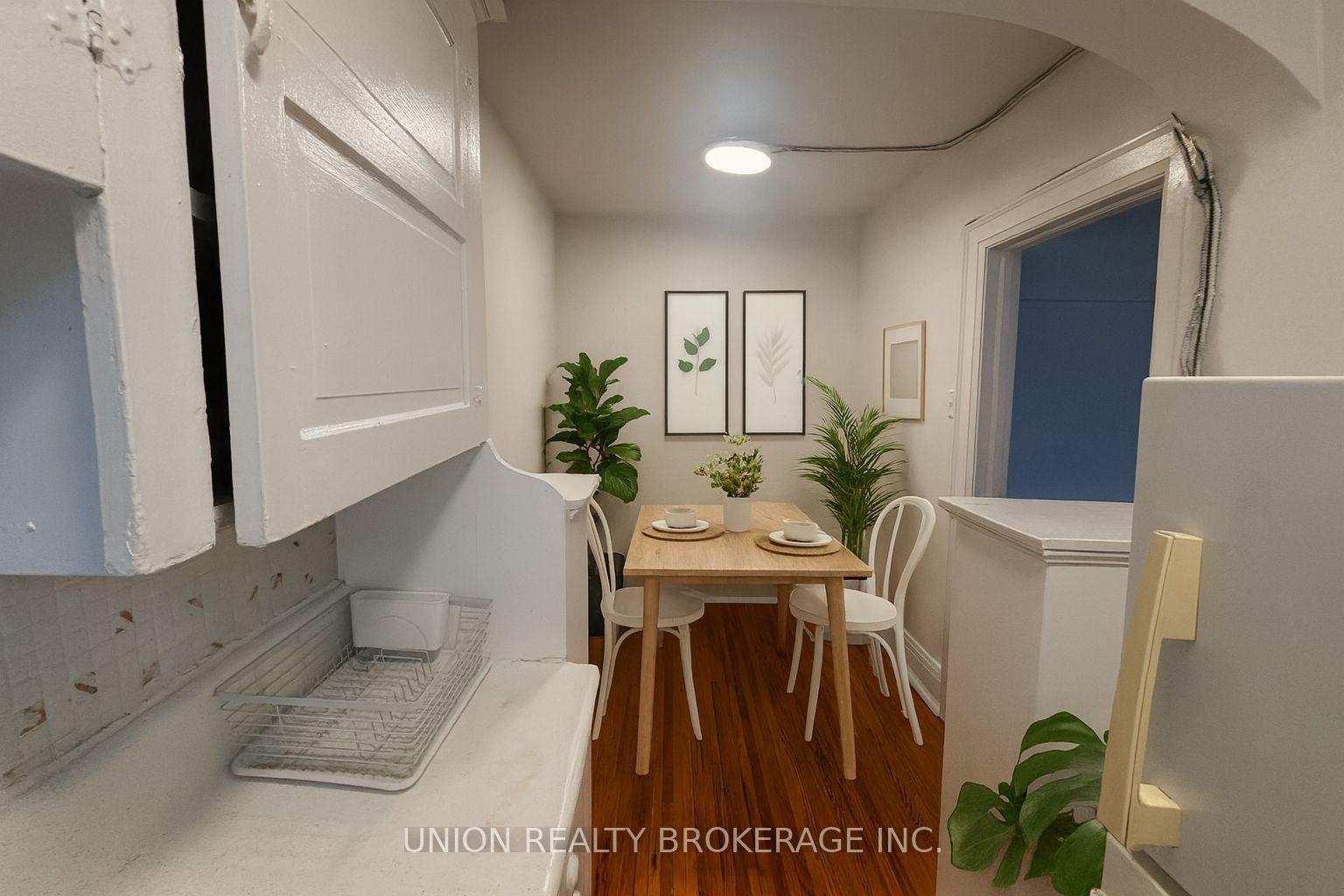Photo 7 of Unit 18, 2393 Queen Street E, Toronto, The Beaches — HOMEH