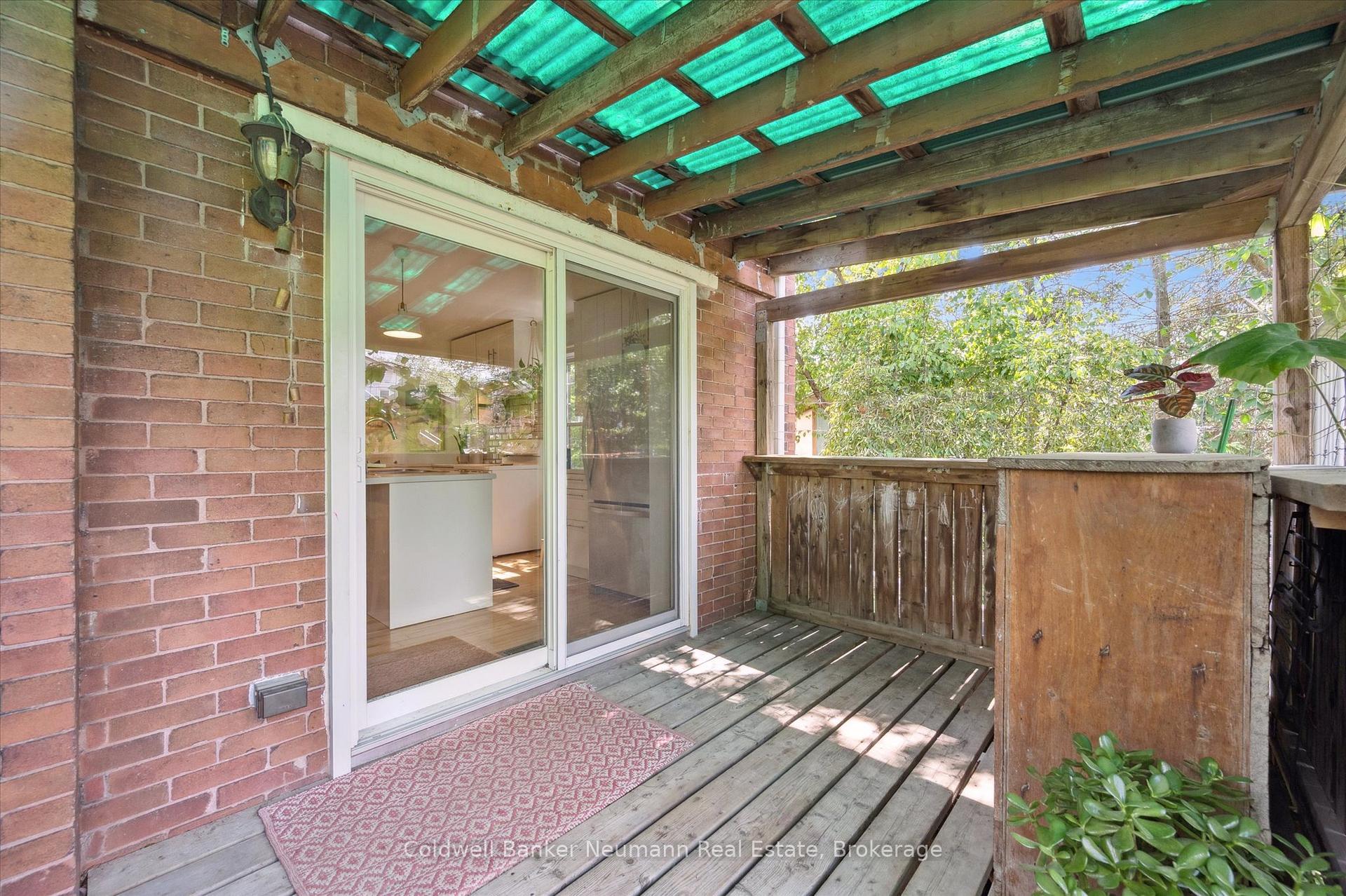 Photo 27 of 27 Lawrence Avenue, Guelph, St. Patrick's Ward — HOMEH