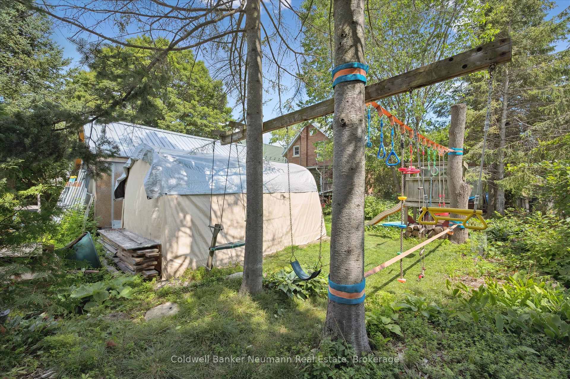 Photo 37 of 27 Lawrence Avenue, Guelph, St. Patrick's Ward — HOMEH