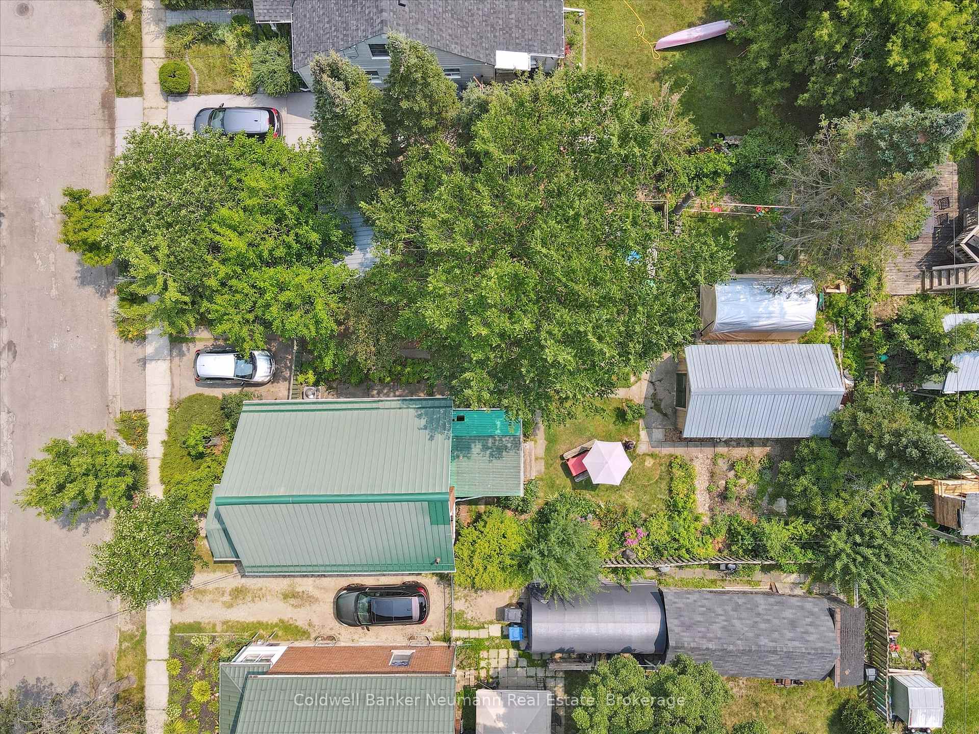 Photo 43 of 27 Lawrence Avenue, Guelph, St. Patrick's Ward — HOMEH