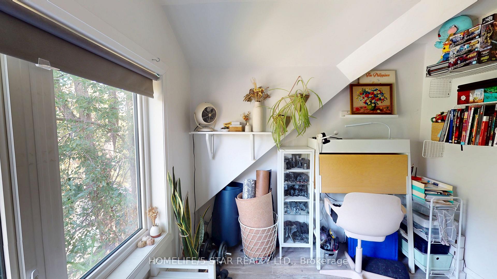 Photo 14 of Unit Apt 3, 45 Dewson Street, Toronto, Palmerston-Little Italy — HOMEH