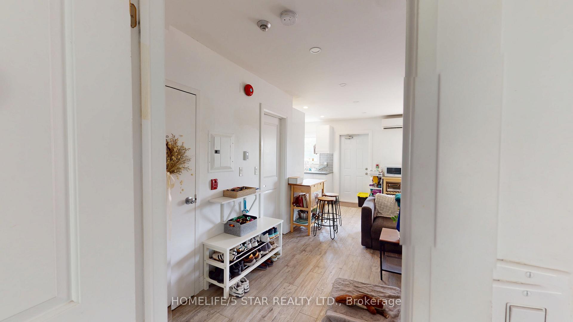 Photo 9 of Unit Apt 3, 45 Dewson Street, Toronto, Palmerston-Little Italy — HOMEH