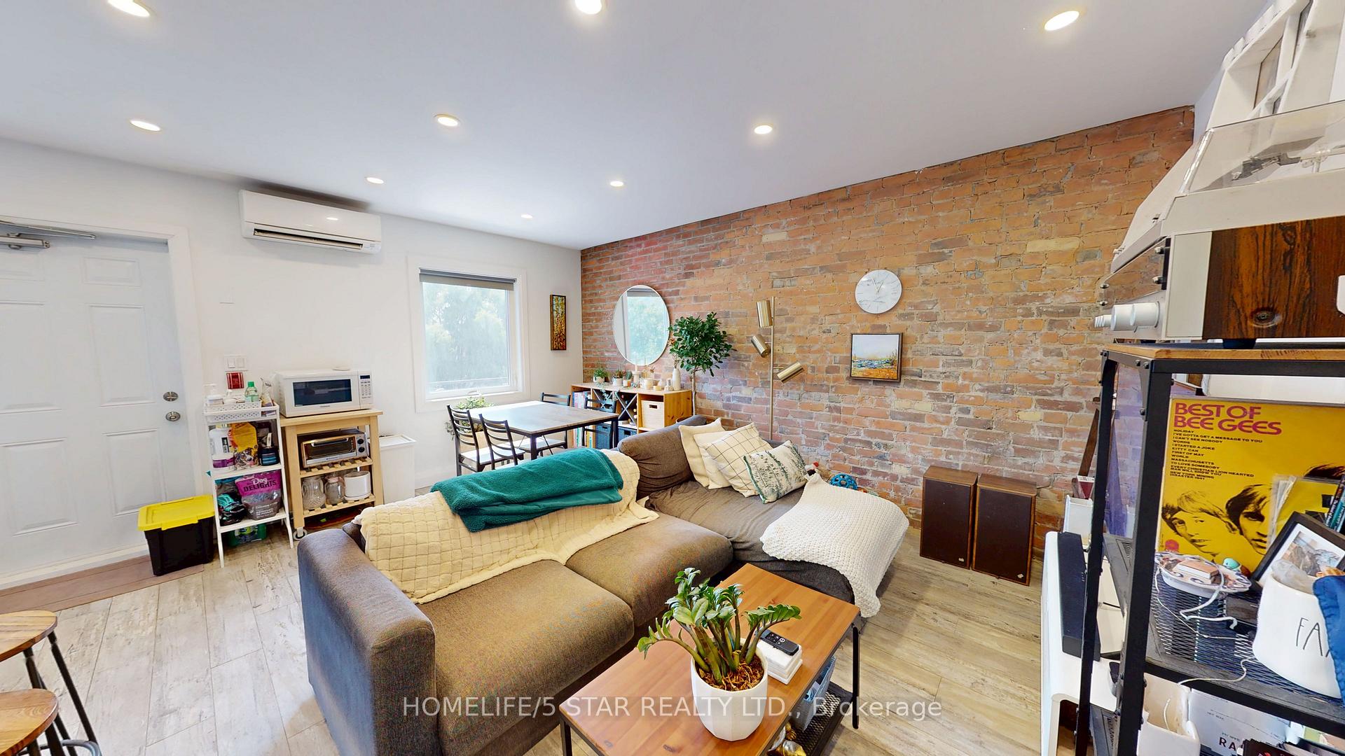 Photo 17 of Unit Apt 3, 45 Dewson Street, Toronto, Palmerston-Little Italy — HOMEH