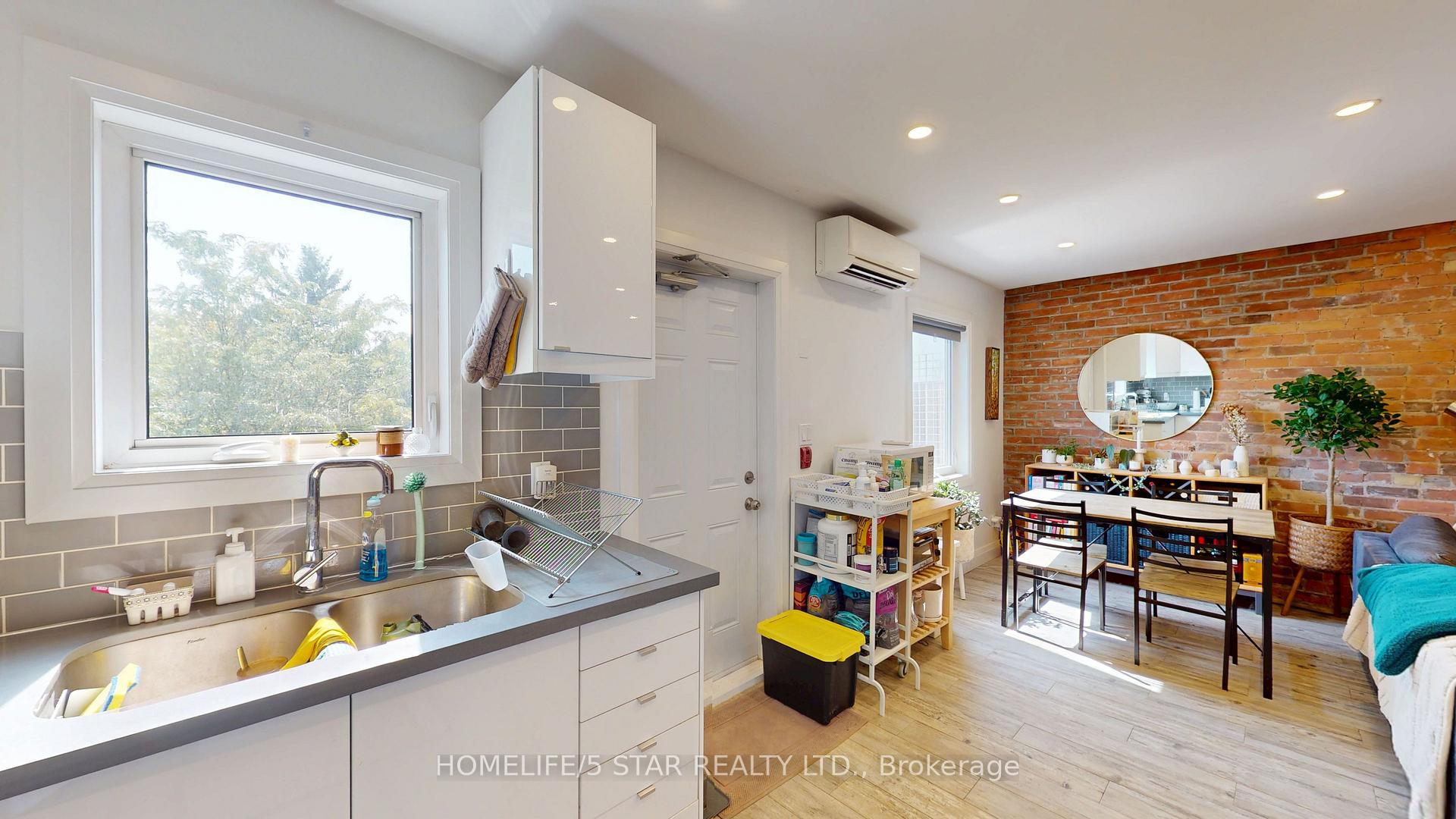 Photo 25 of Unit Apt 3, 45 Dewson Street, Toronto, Palmerston-Little Italy — HOMEH