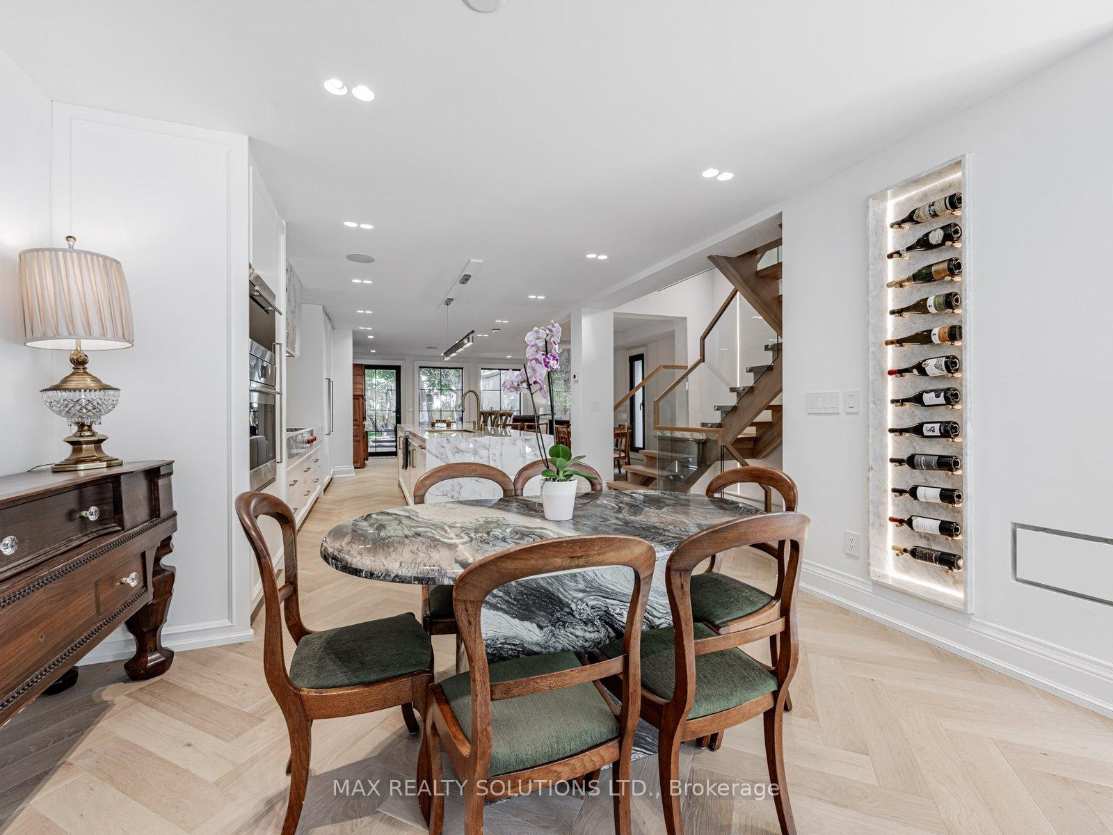 Photo 5 of 22 mann Avenue, Toronto, Mount Pleasant East — HOMEH