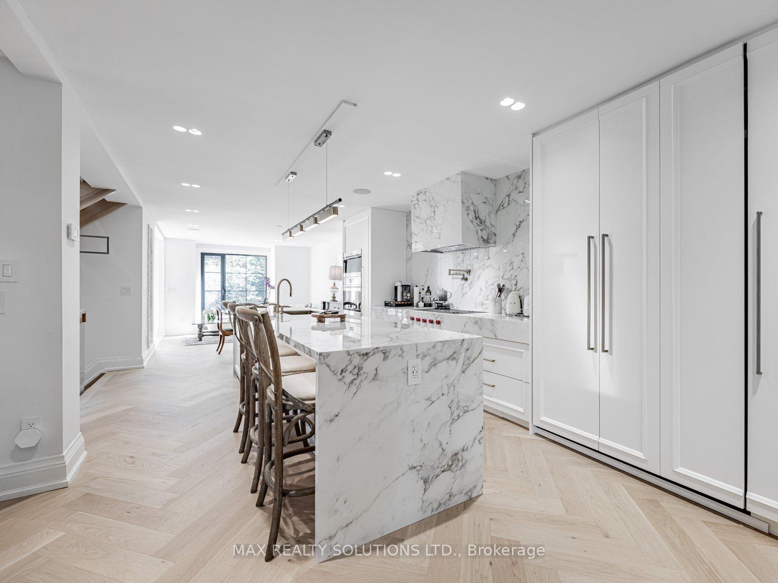 Photo 7 of 22 mann Avenue, Toronto, Mount Pleasant East — HOMEH