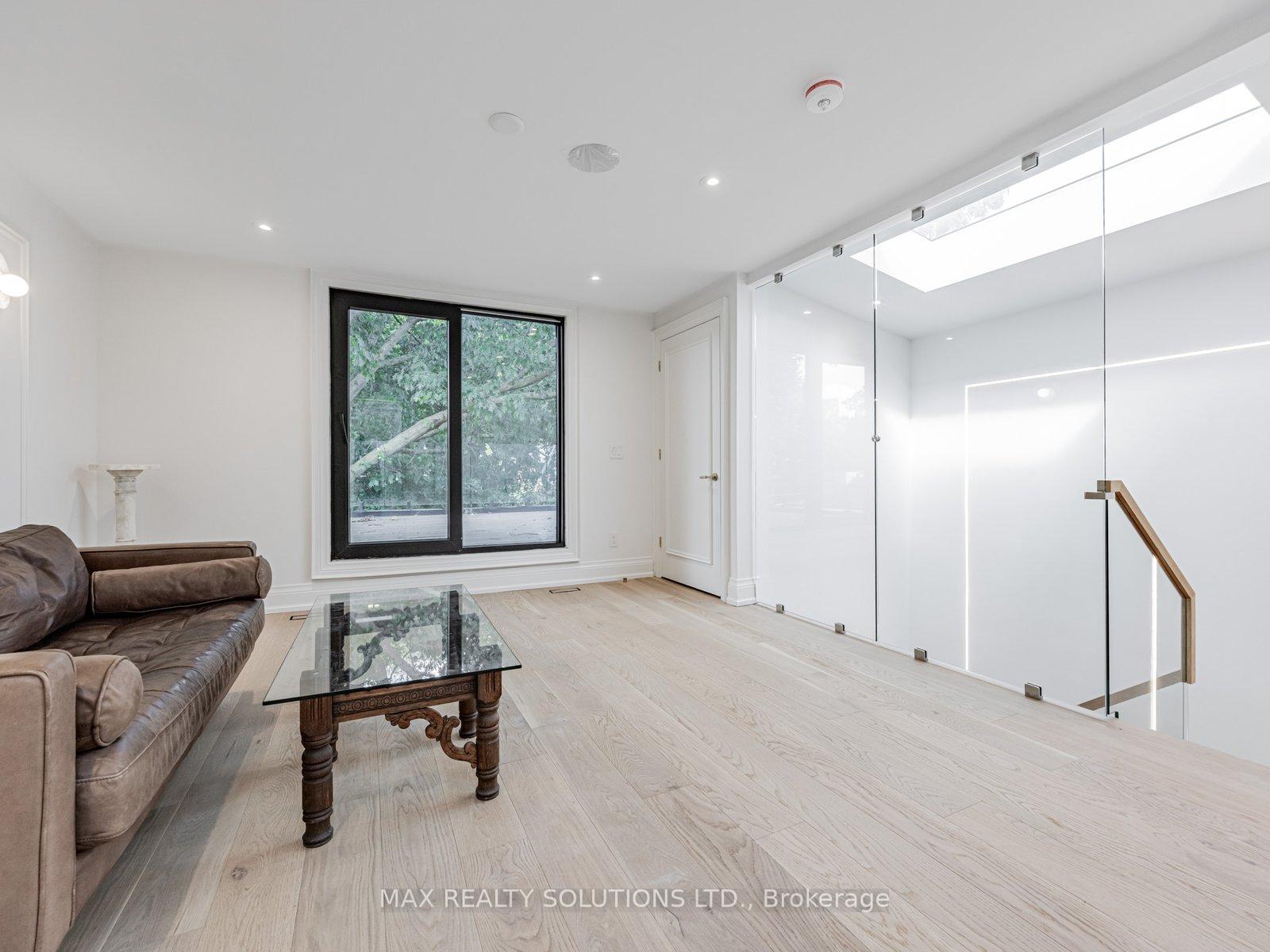 Photo 27 of 22 mann Avenue, Toronto, Mount Pleasant East — HOMEH