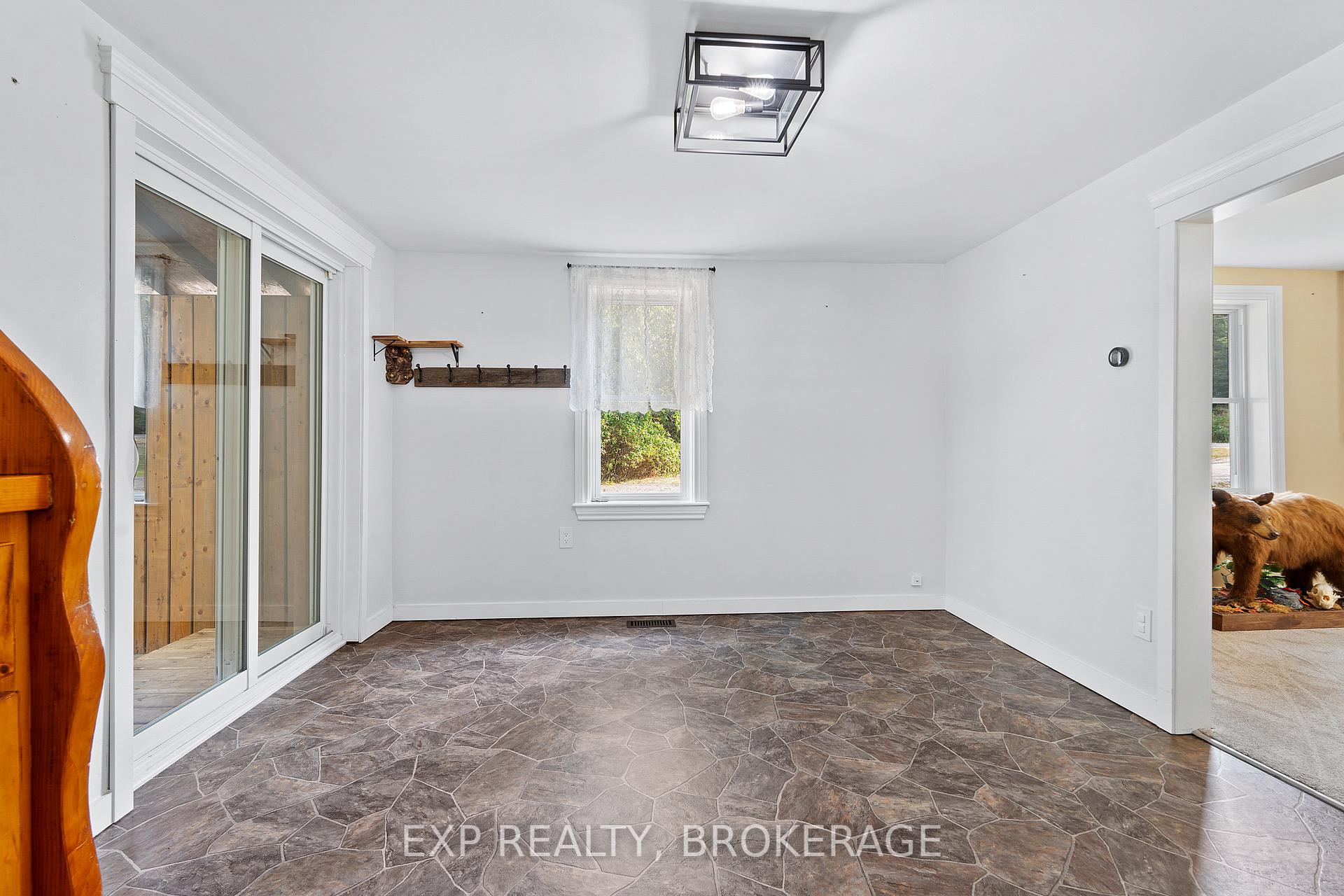 Photo 11 of 7993 Perth Road, Frontenac, Frontenac South — HOMEH