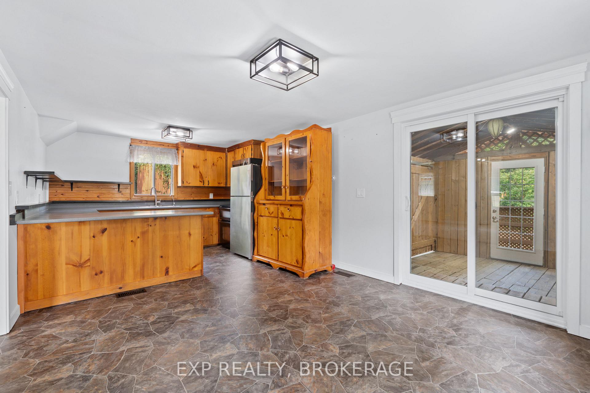 Photo 14 of 7993 Perth Road, Frontenac, Frontenac South — HOMEH