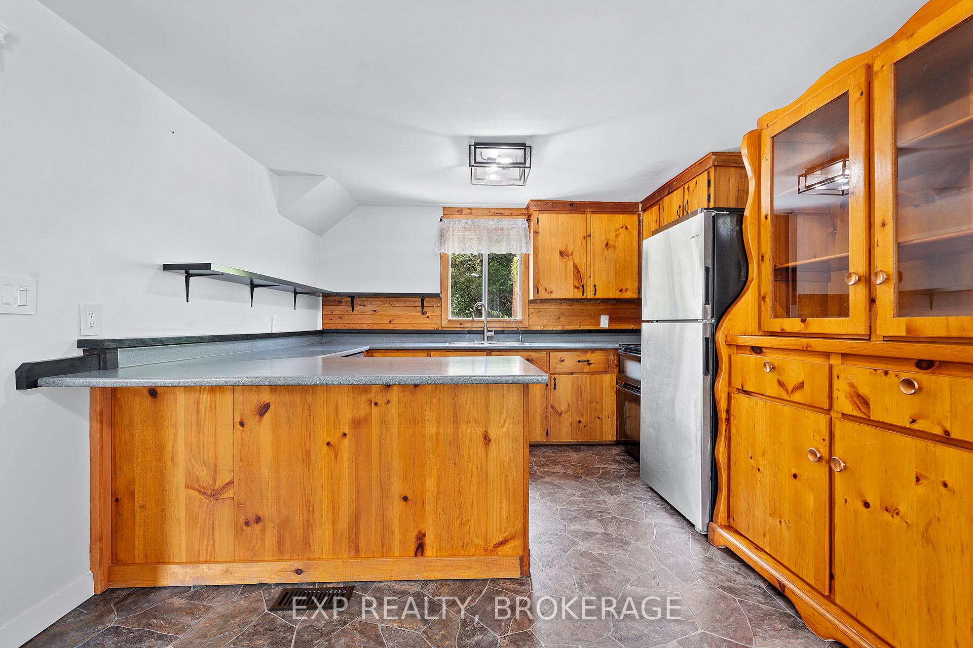 Photo 16 of 7993 Perth Road, Frontenac, Frontenac South — HOMEH