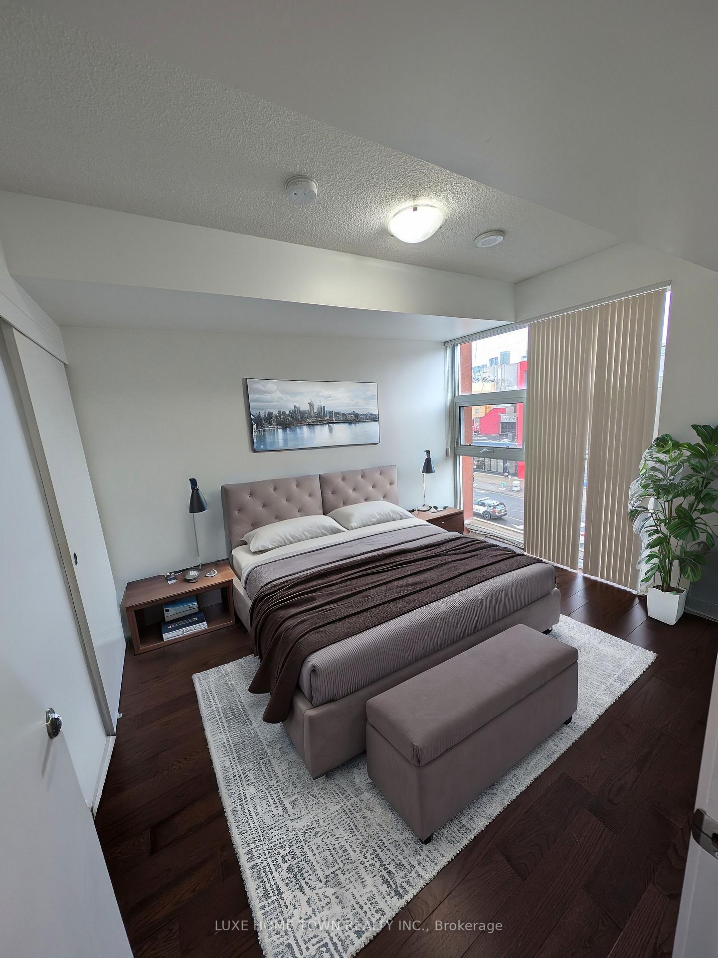 Photo 1 of Unit 512, 10 Willison Square, Toronto, Kensington-Chinatown — HOMEH
