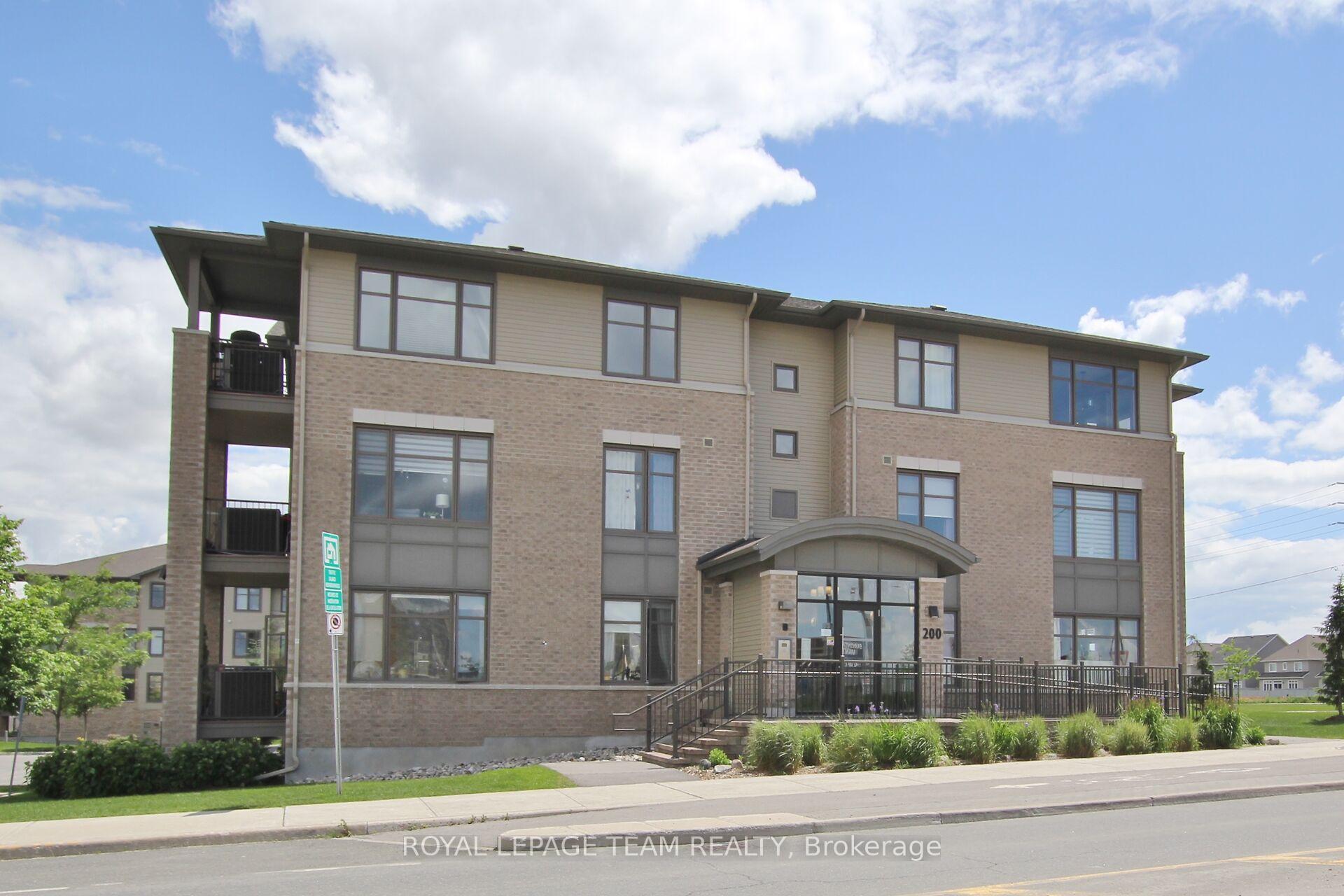 Photo 2 of Unit 301, 200 Janka Private, Ottawa, Kanata - Emerald Meadows/Trailwest — HOMEH
