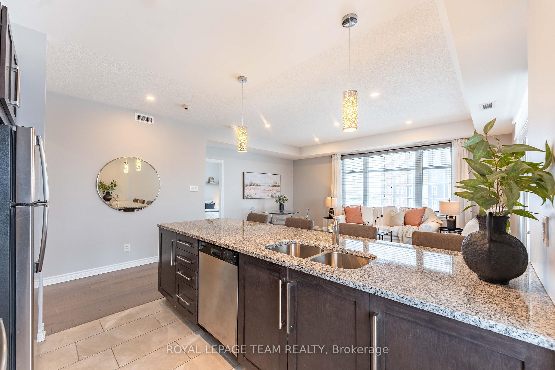 Photo 4 of Unit 301, 200 Janka Private, Ottawa, Kanata - Emerald Meadows/Trailwest — HOMEH