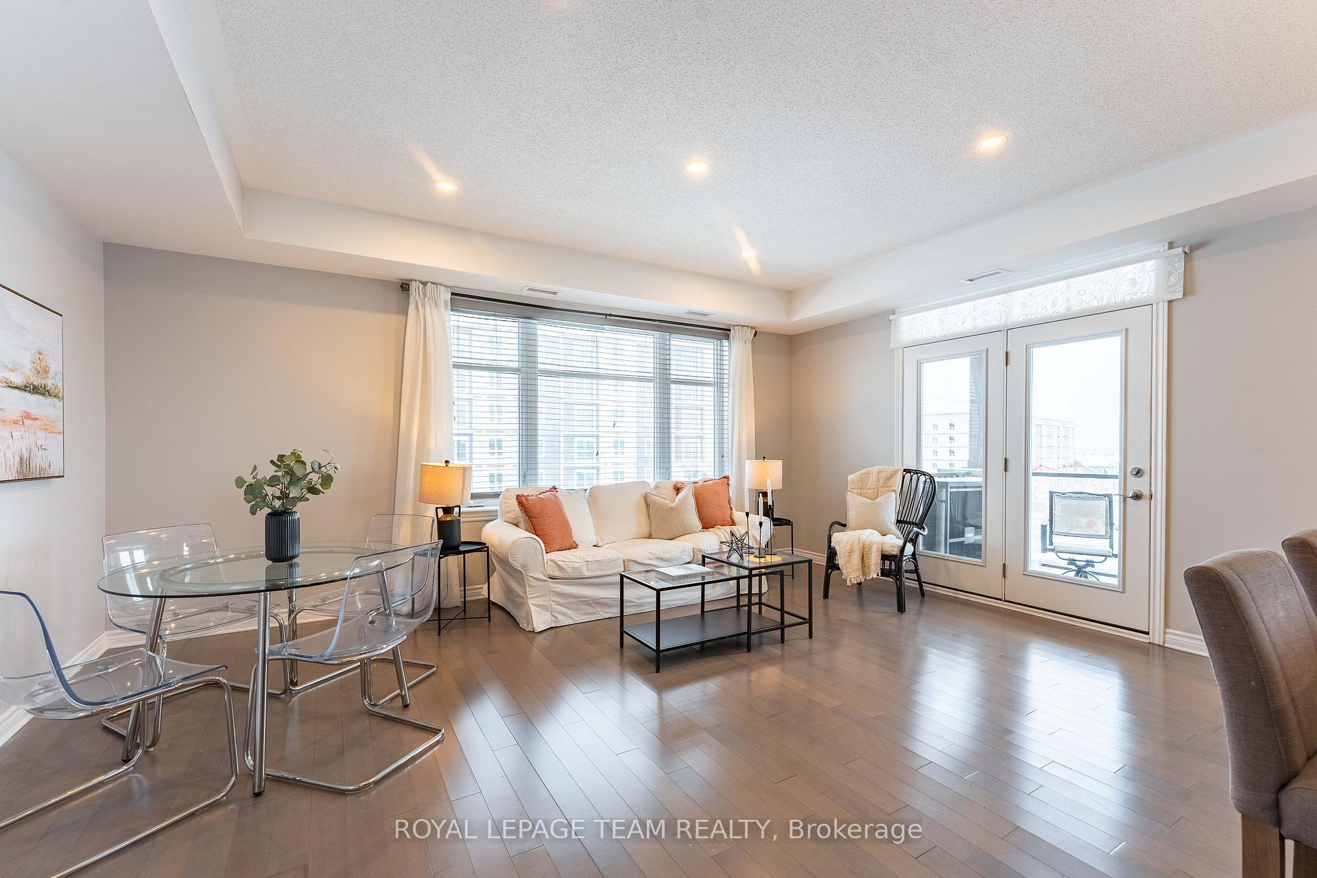 Photo 3 of Unit 301, 200 Janka Private, Ottawa, Kanata - Emerald Meadows/Trailwest — HOMEH