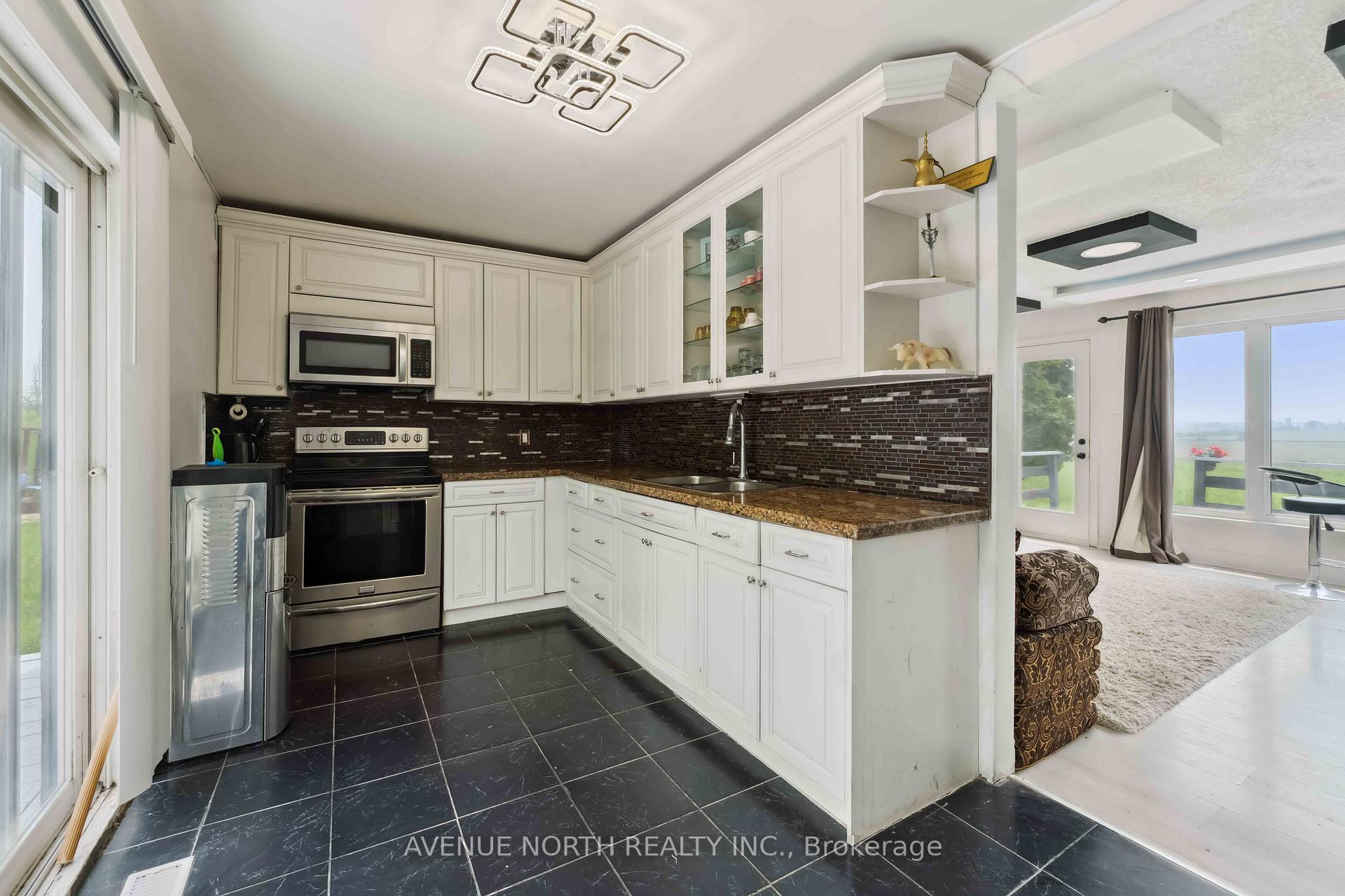 Photo 7 of 3935 Swale Road, Ottawa, Vernon — HOMEH