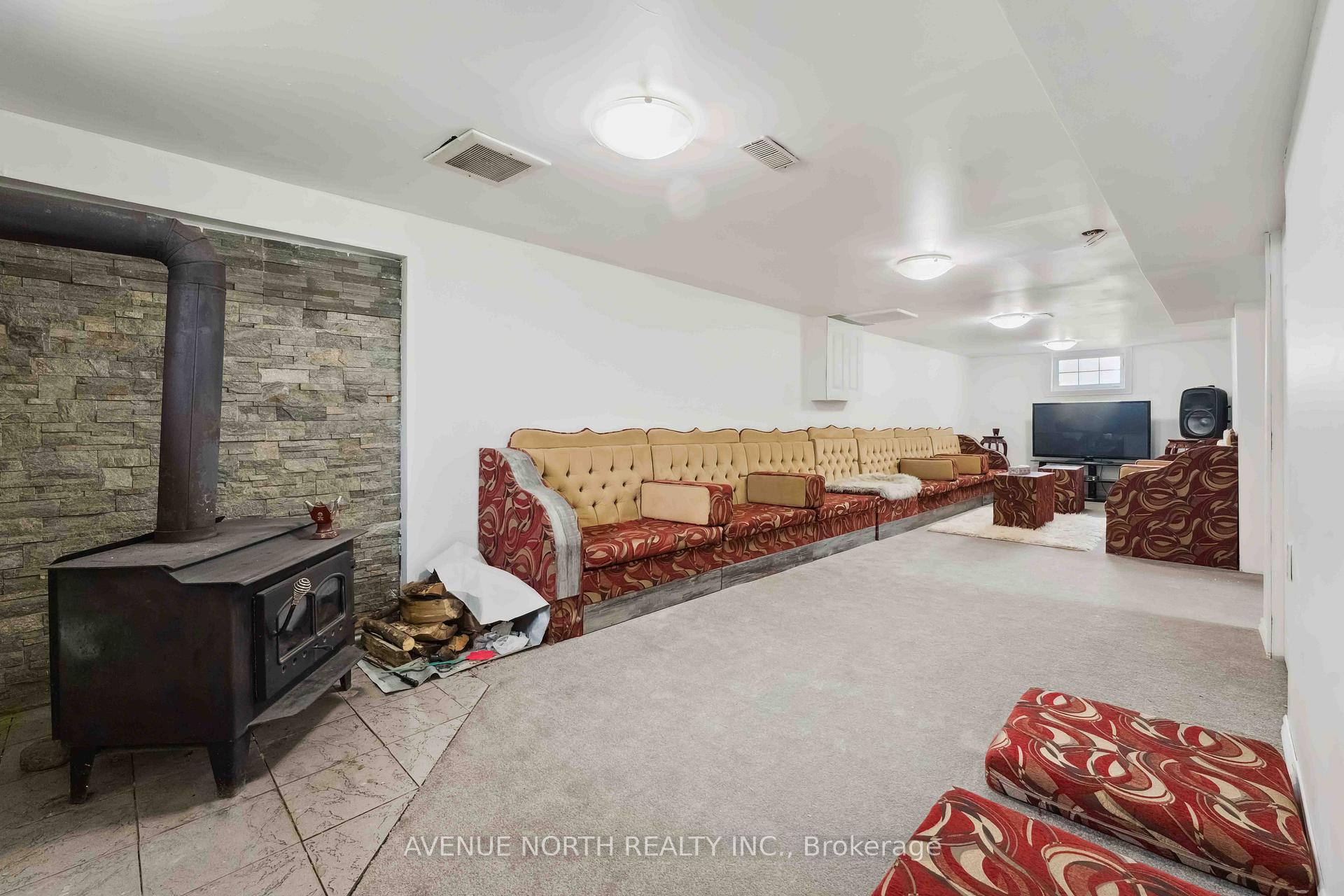 Photo 19 of 3935 Swale Road, Ottawa, Vernon — HOMEH