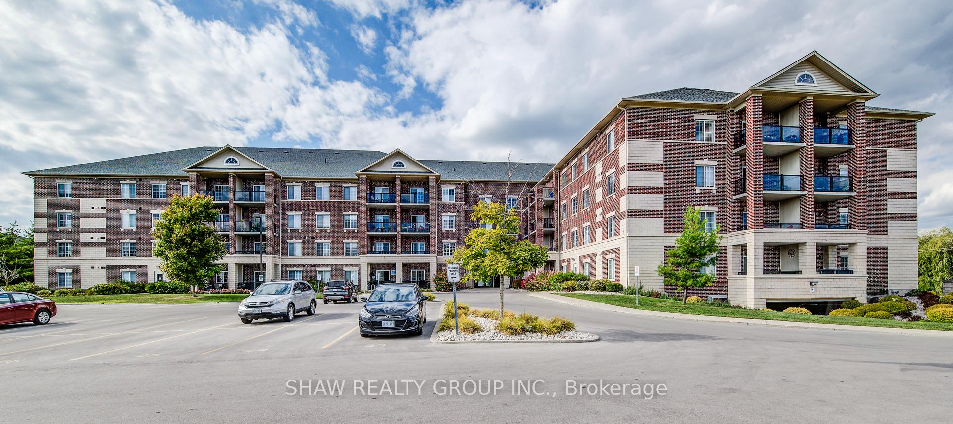 Photo 1 of Unit 118, 308 Watson Parkway, Guelph, Grange Road — HOMEH