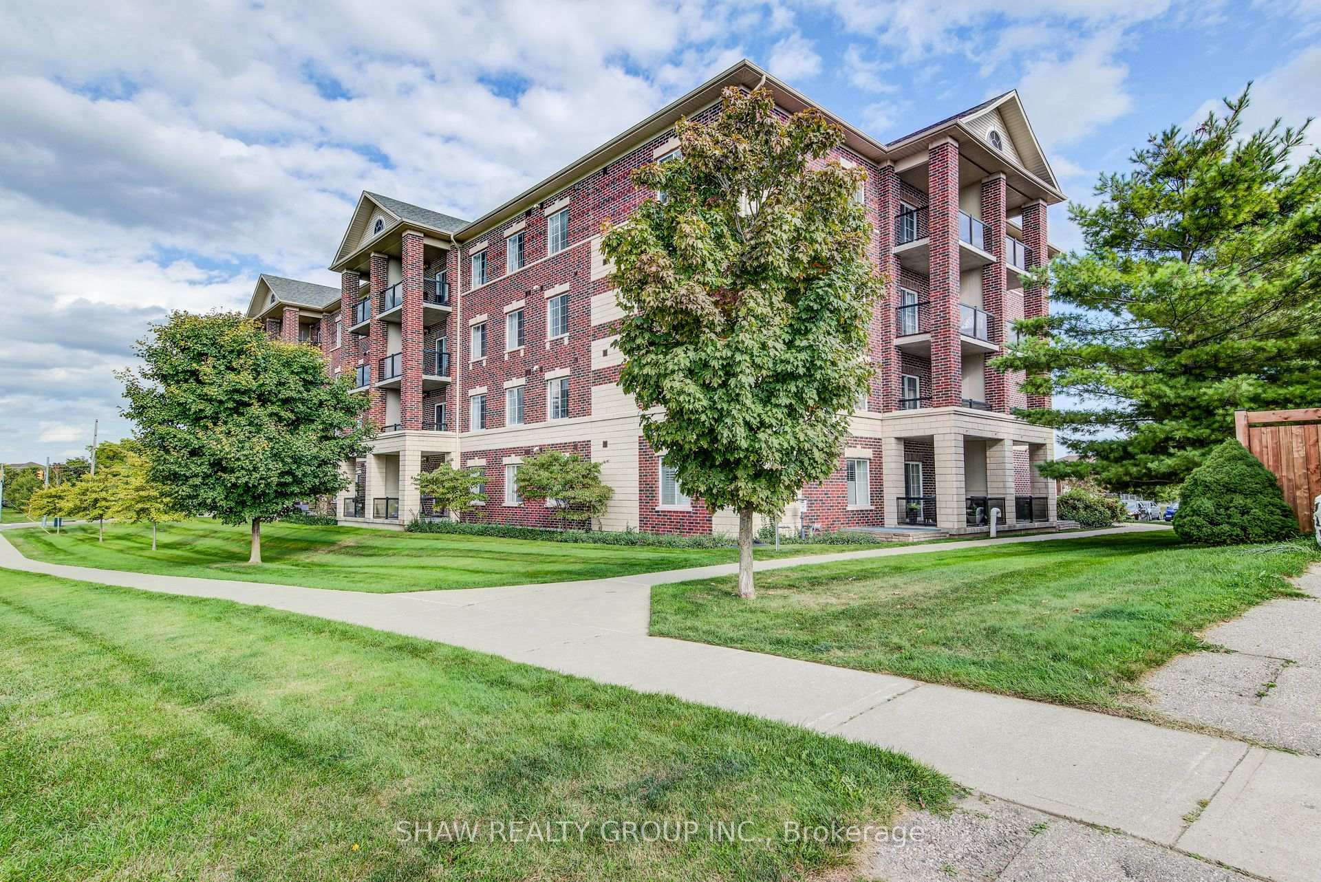 Photo 10 of Unit 118, 308 Watson Parkway, Guelph, Grange Road — HOMEH