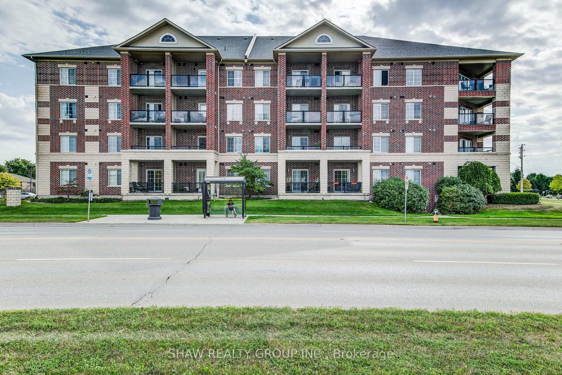 Photo 15 of Unit 118, 308 Watson Parkway, Guelph, Grange Road — HOMEH