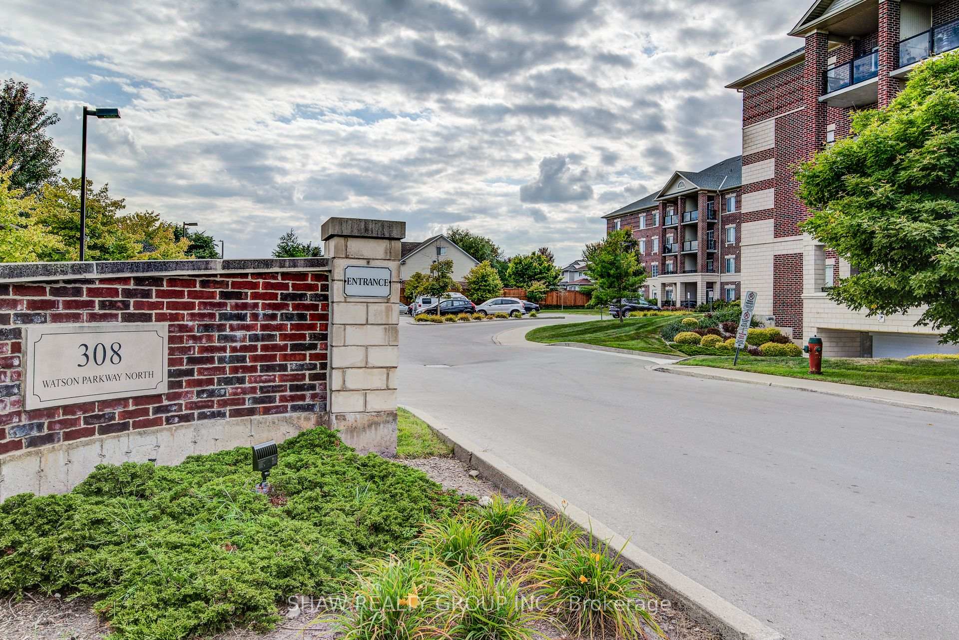 Photo 39 of Unit 118, 308 Watson Parkway, Guelph, Grange Road — HOMEH