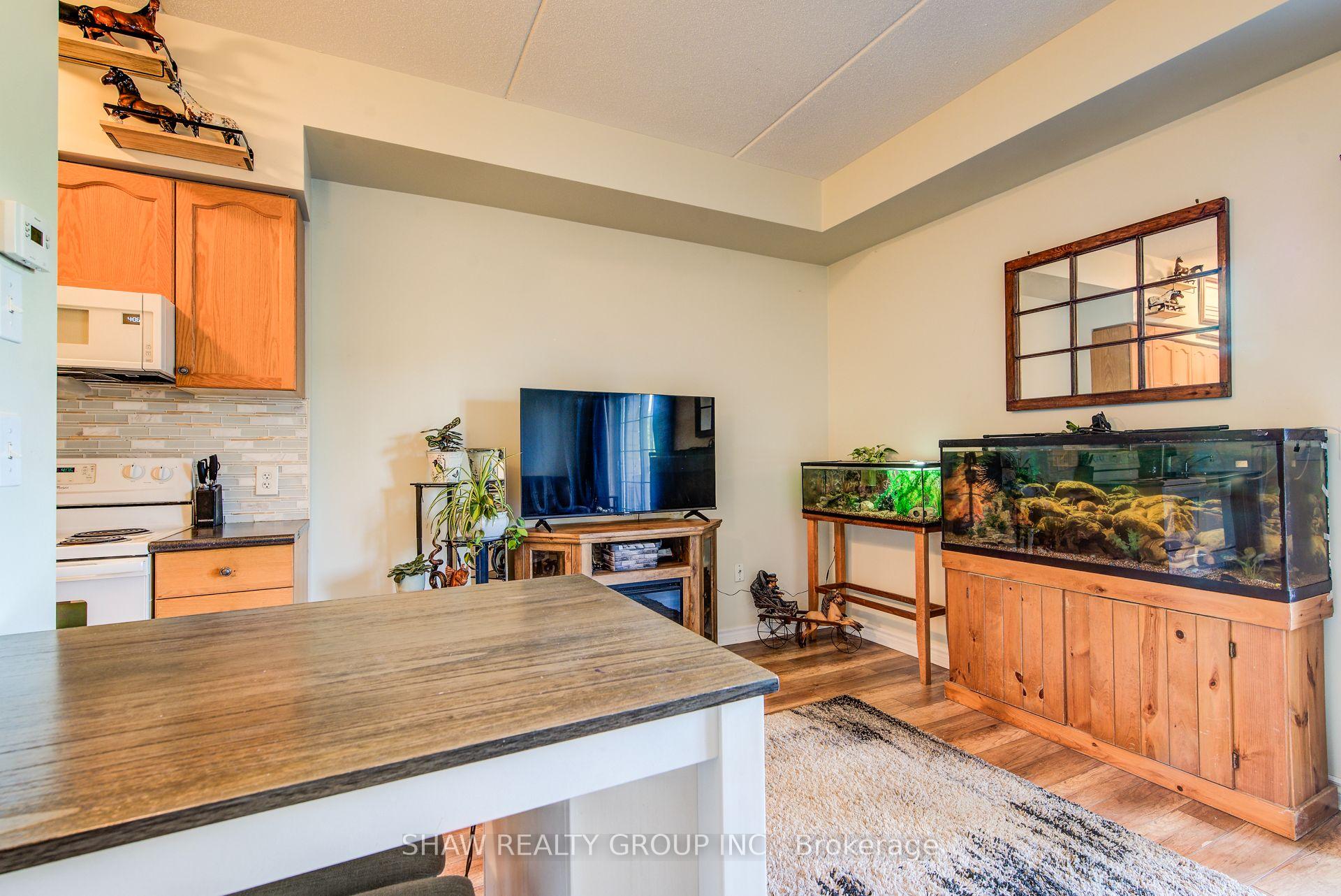 Photo 30 of Unit 118, 308 Watson Parkway, Guelph, Grange Road — HOMEH