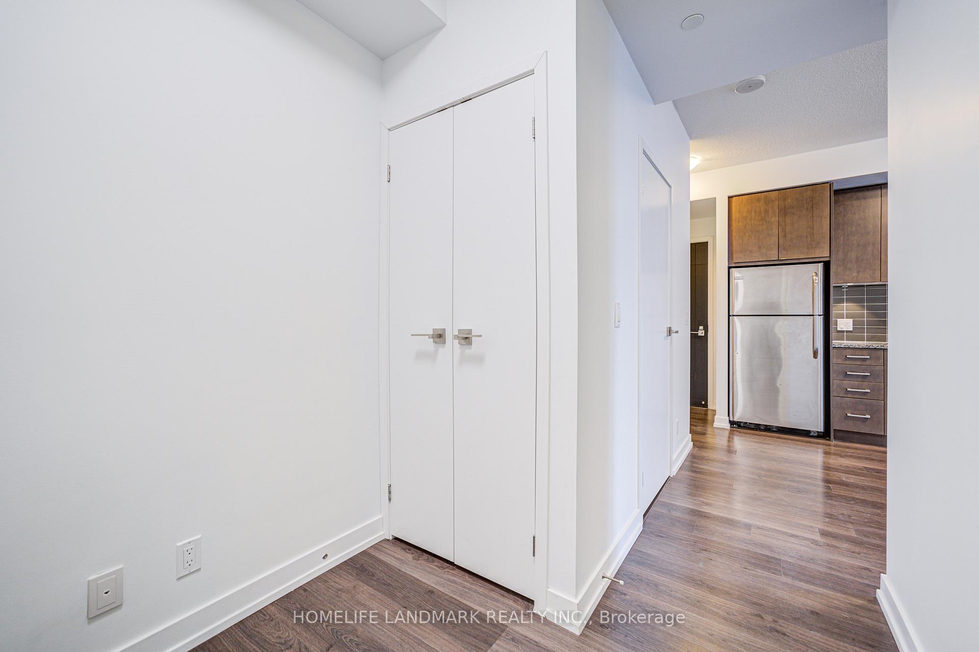 Photo 10 of Unit 1806, 89 Dunfield Avenue, Toronto, Mount Pleasant West — HOMEH